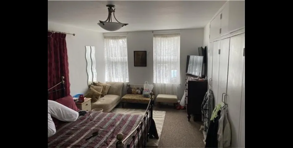 15 Bounds Green Road, London N22 8HE