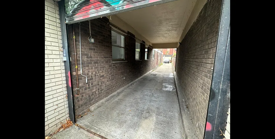 15 Bounds Green Road, London N22 8HE