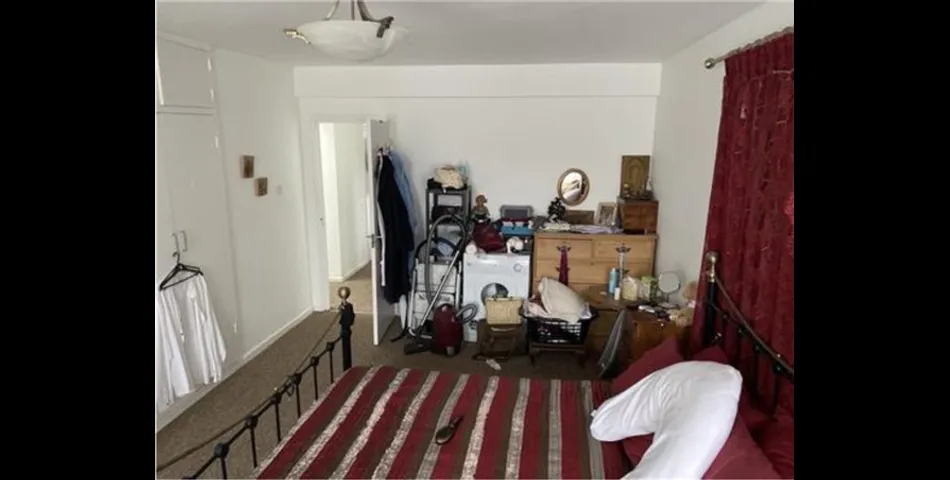 15 Bounds Green Road, London N22 8HE