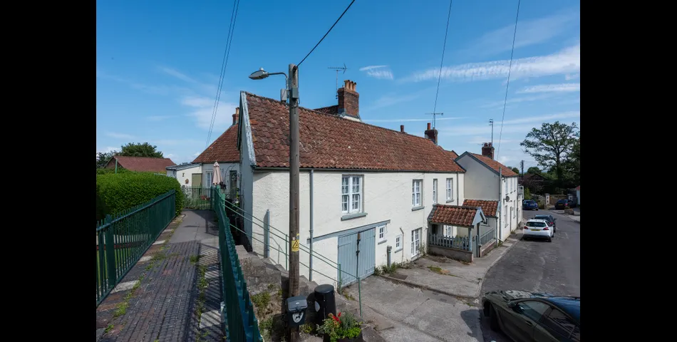 15 Church Street, Banwell, Somerset BS29 6EA