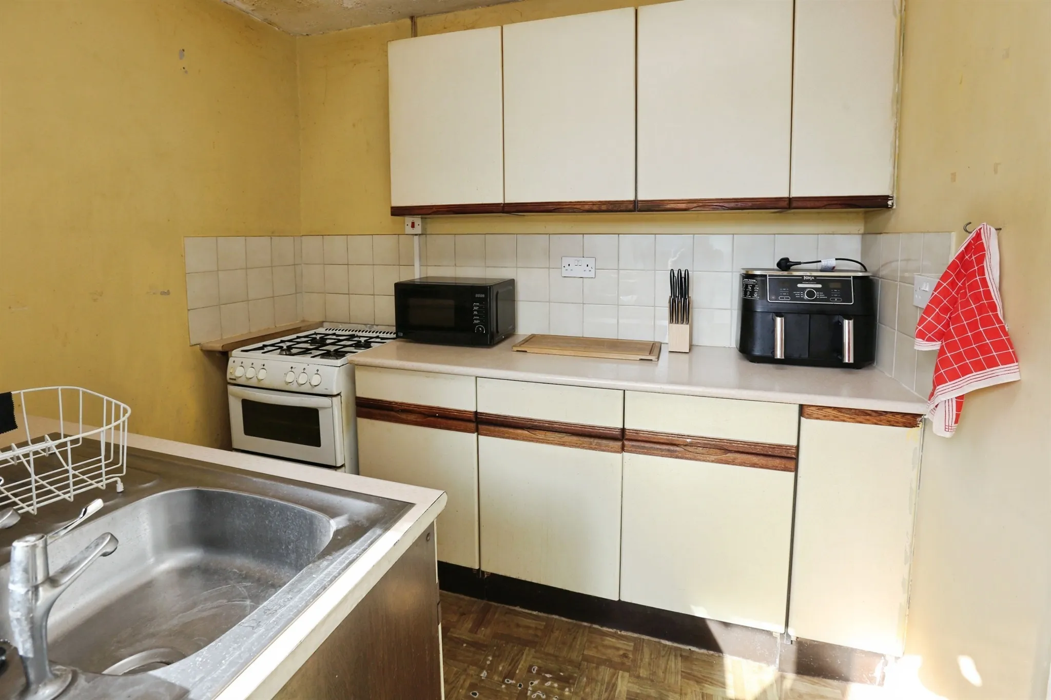 2 bed End of Terrace