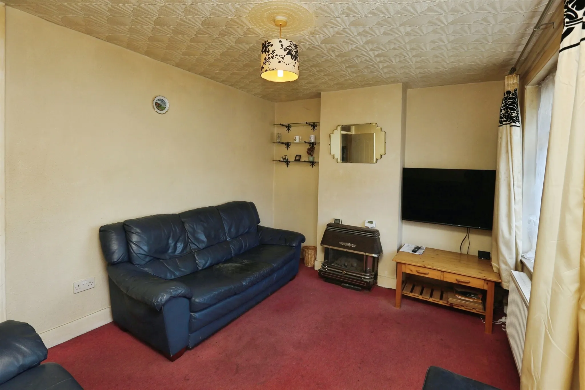 2 bed End of Terrace