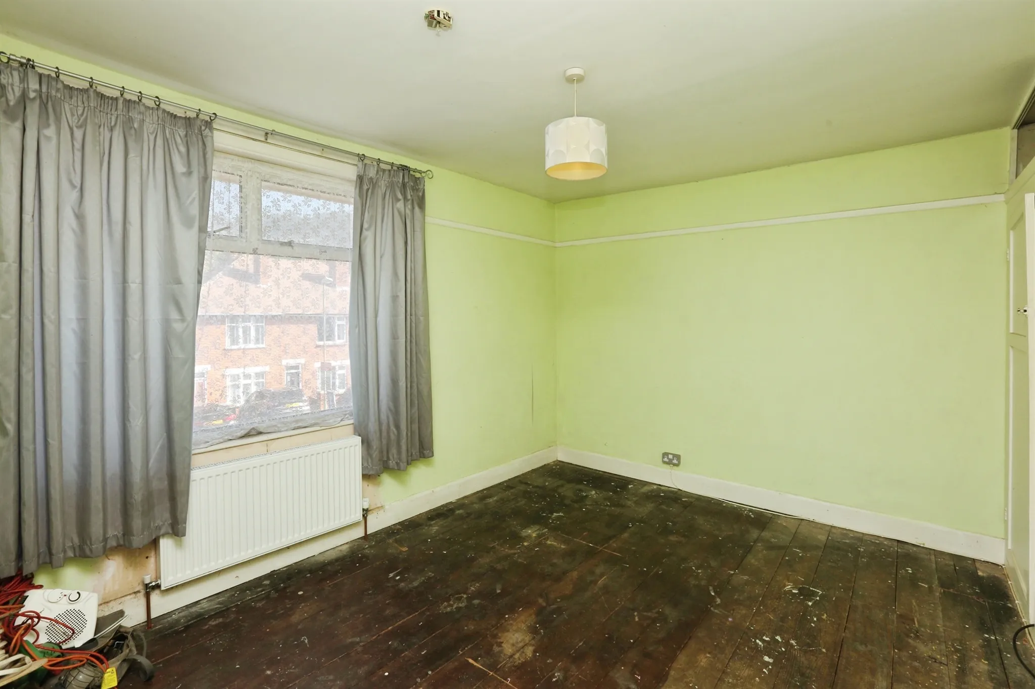 2 bed End of Terrace