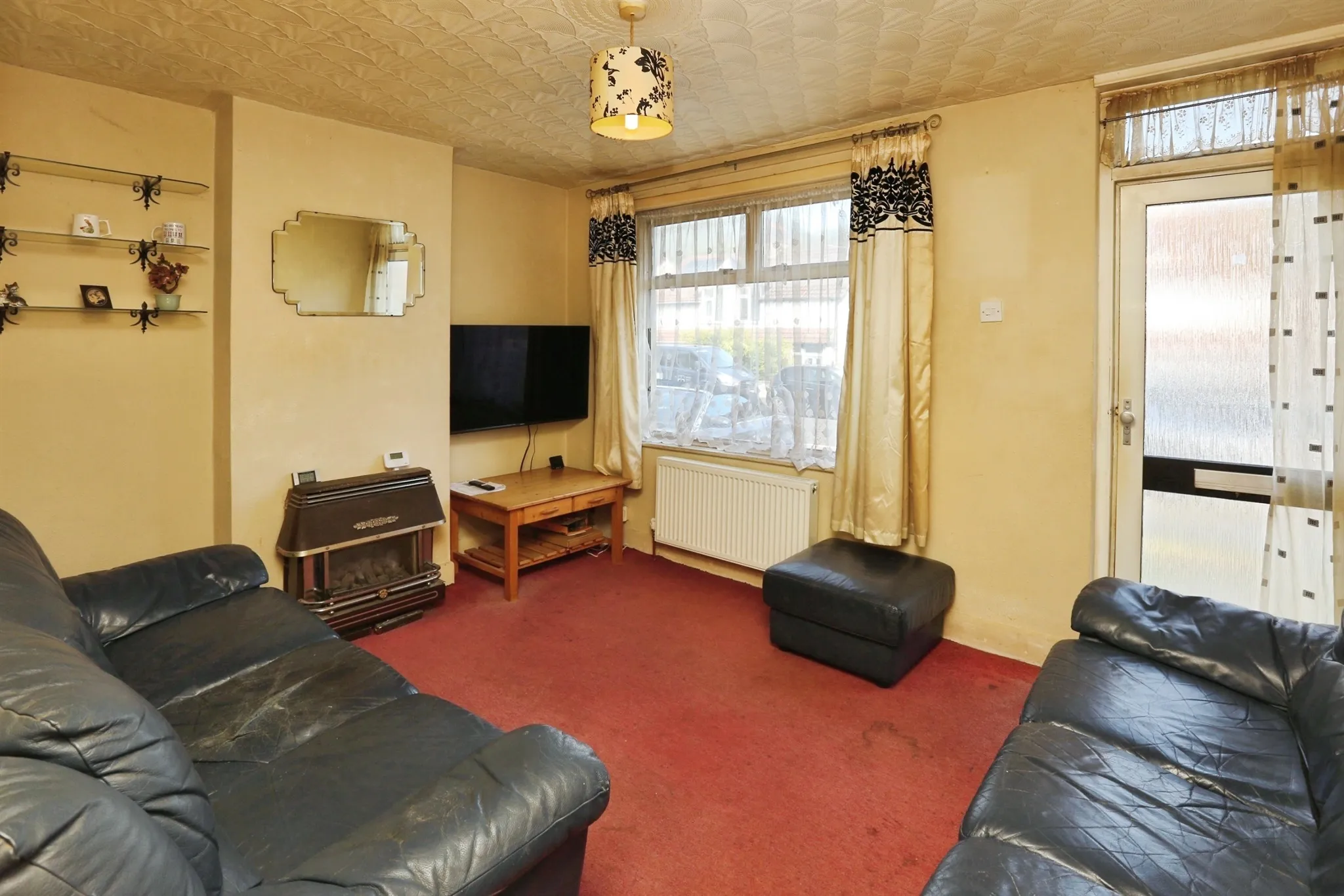 2 bed End of Terrace
