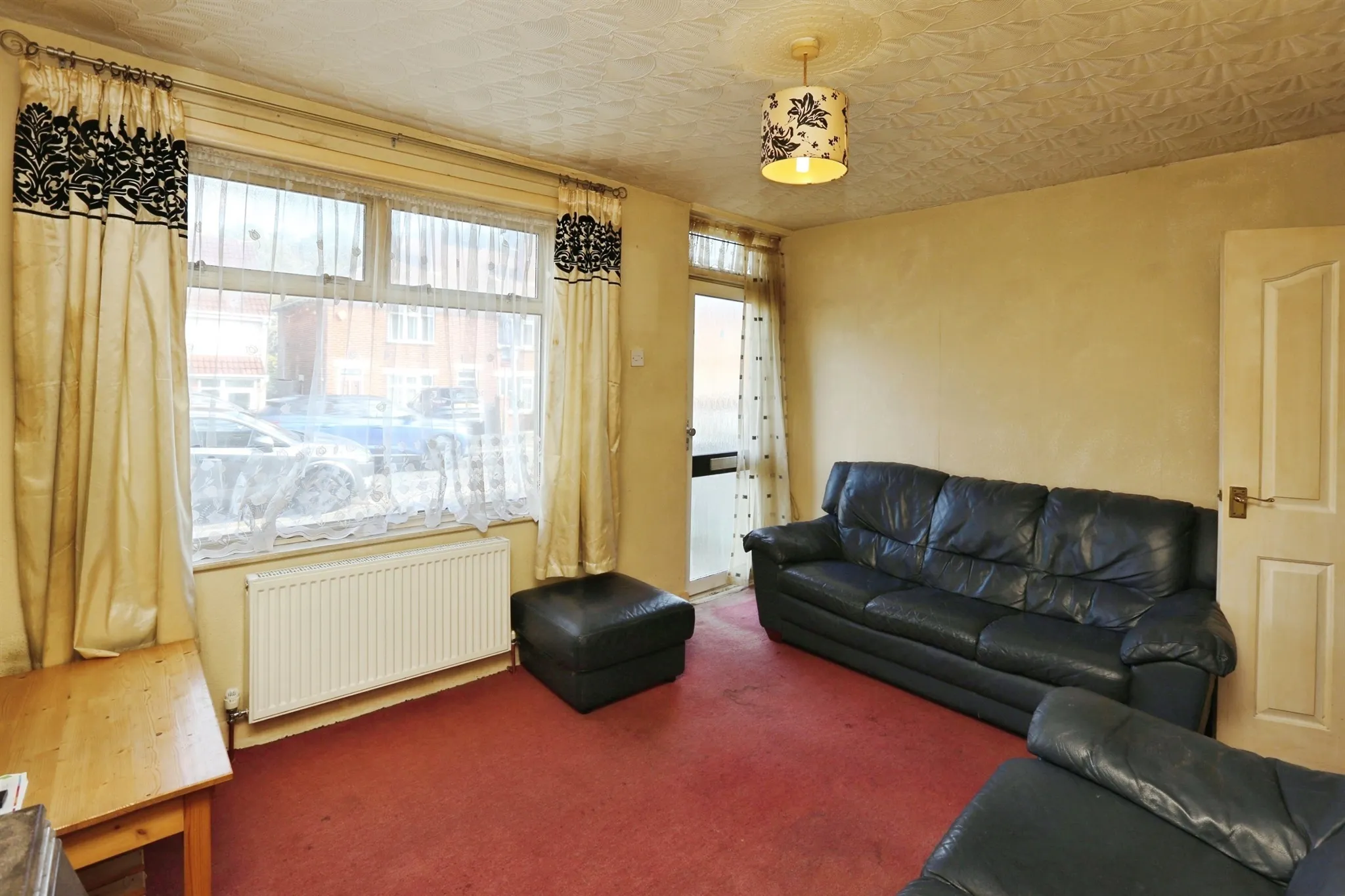 2 bed End of Terrace
