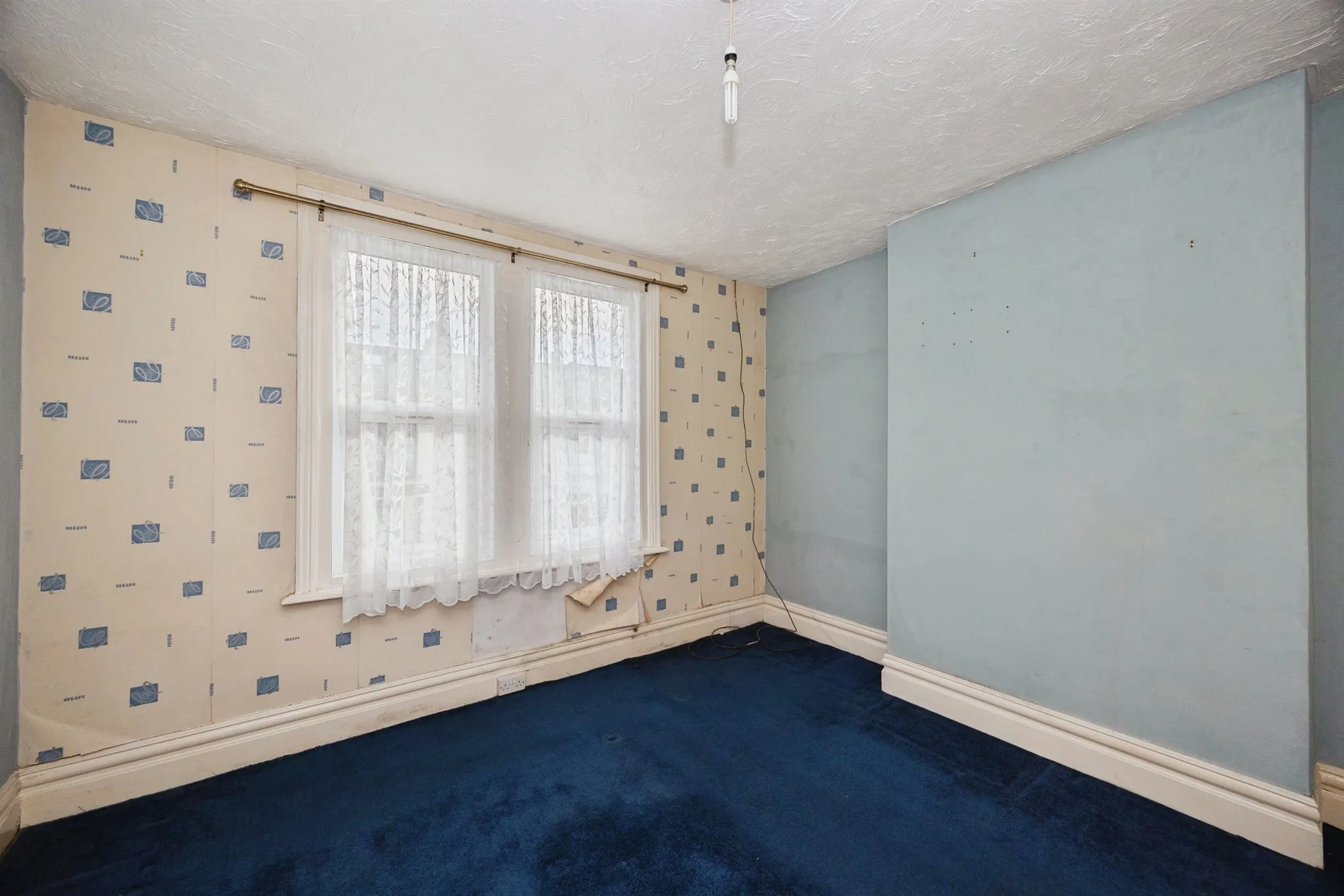 3 bed Terraced