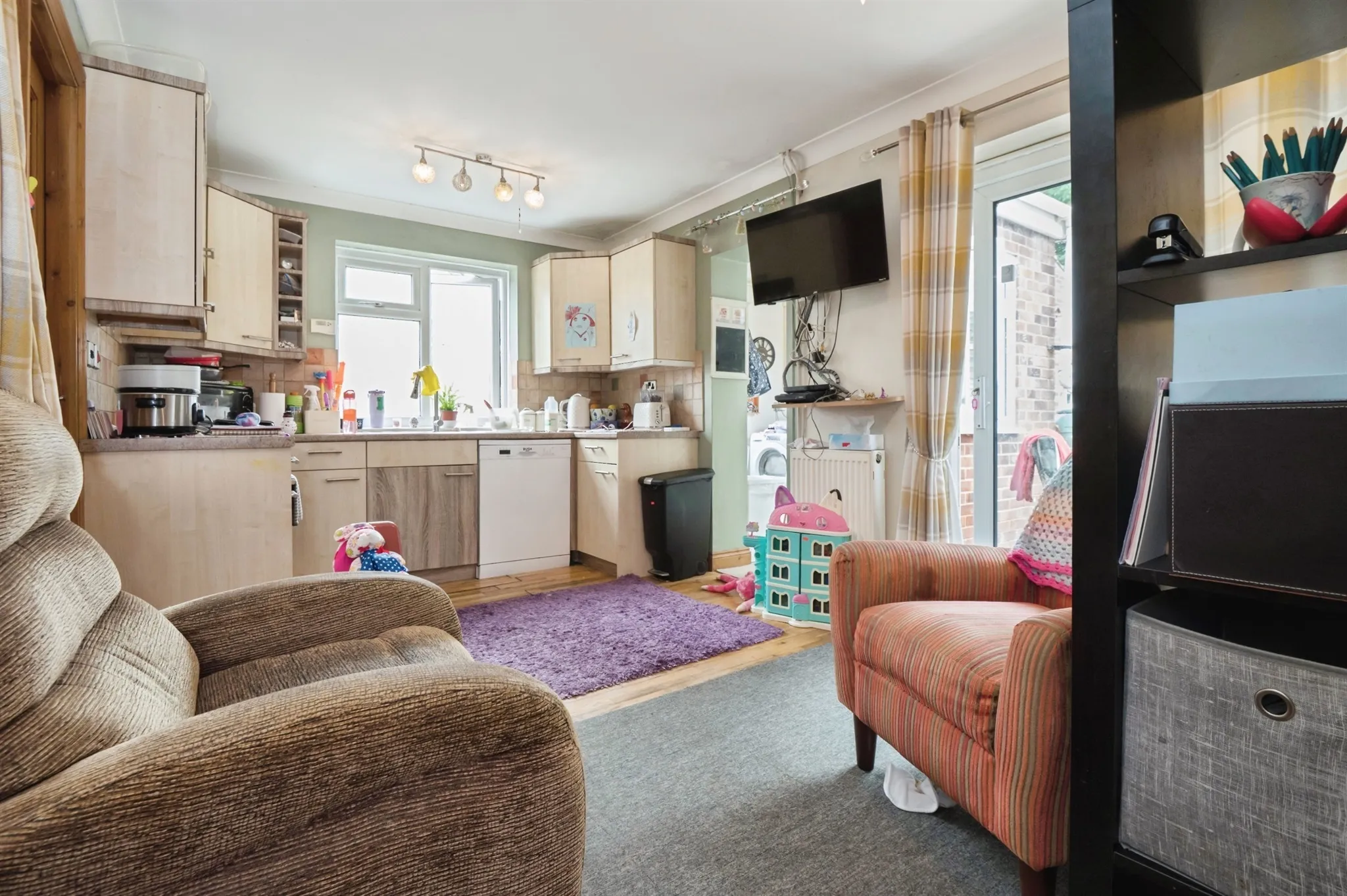 2 bed Semi-Detached Bungalow