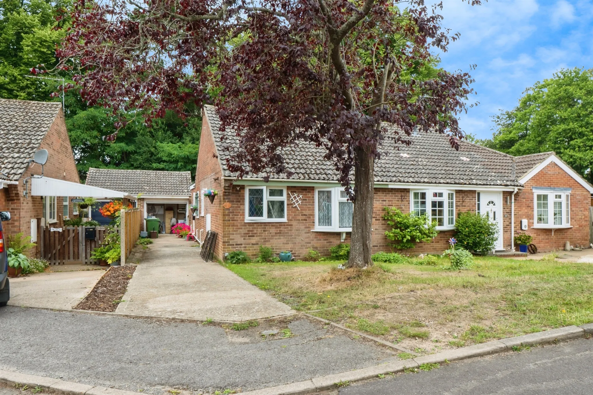 2 bed Semi-Detached Bungalow