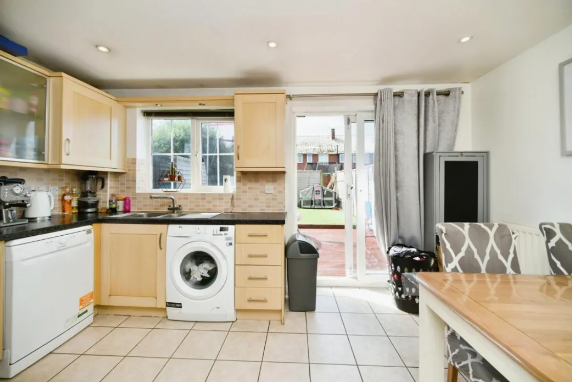 3 bed Semi-Detached