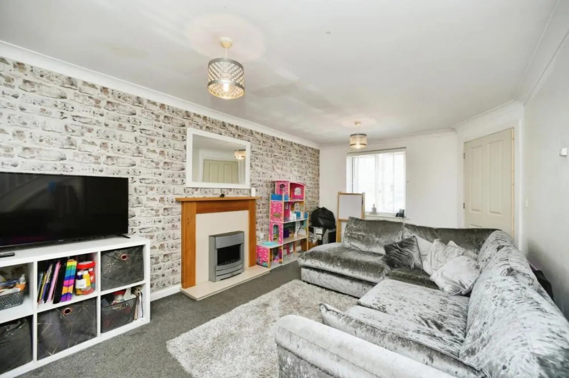3 bed Semi-Detached
