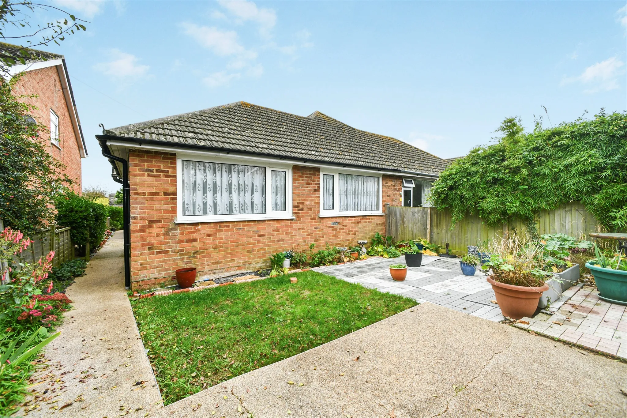3 bed Semi-Detached Bungalow