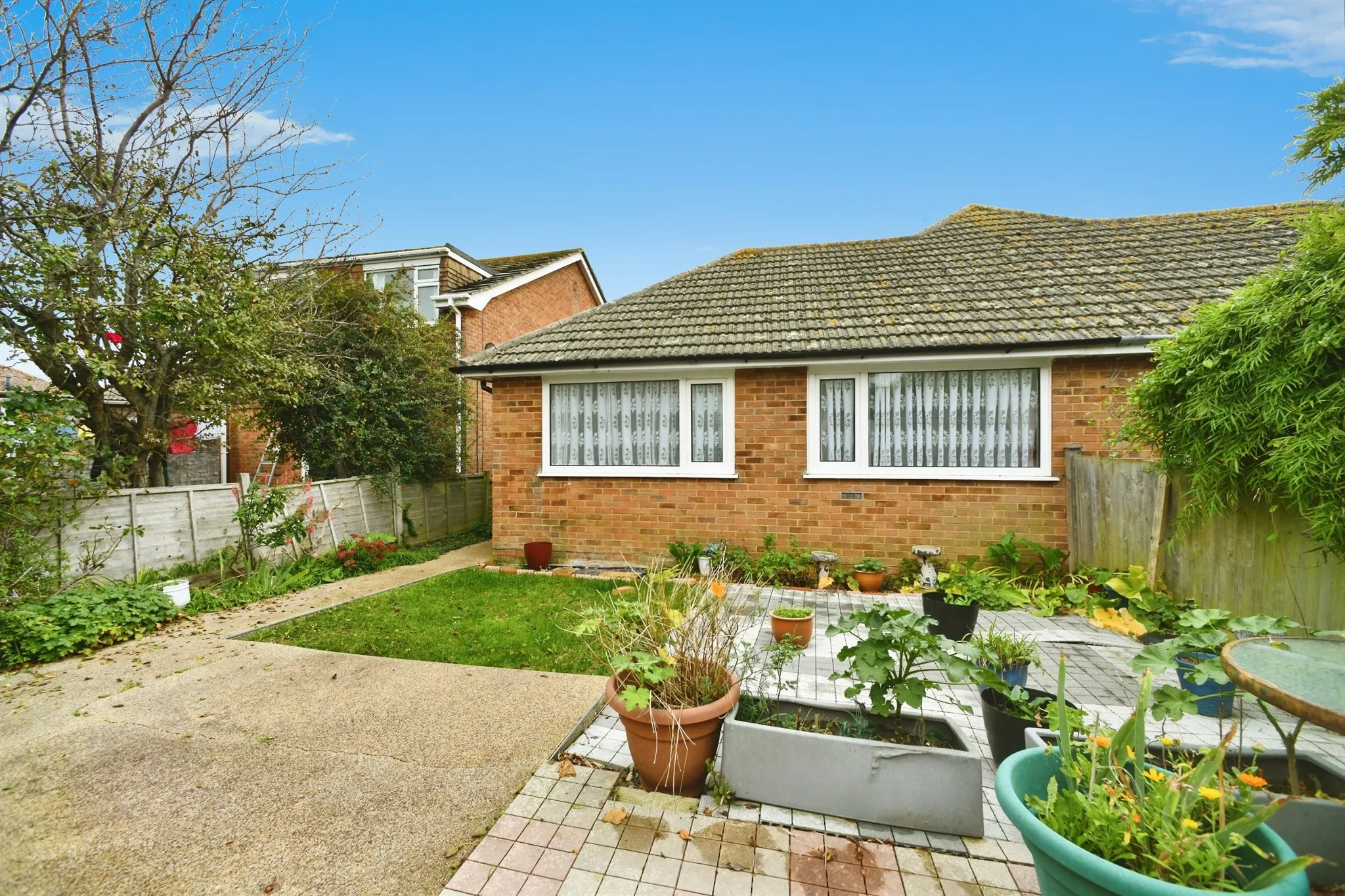 3 bed Semi-Detached Bungalow