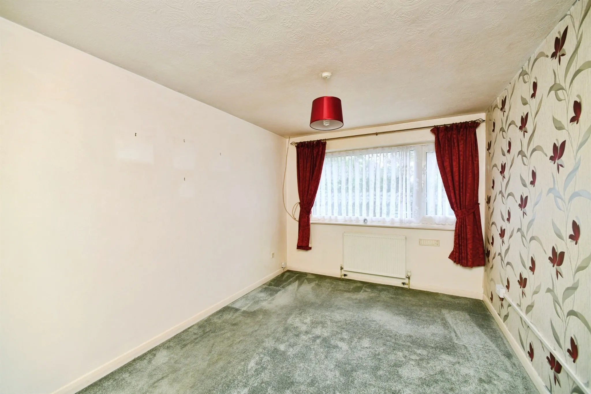 3 bed Semi-Detached Bungalow