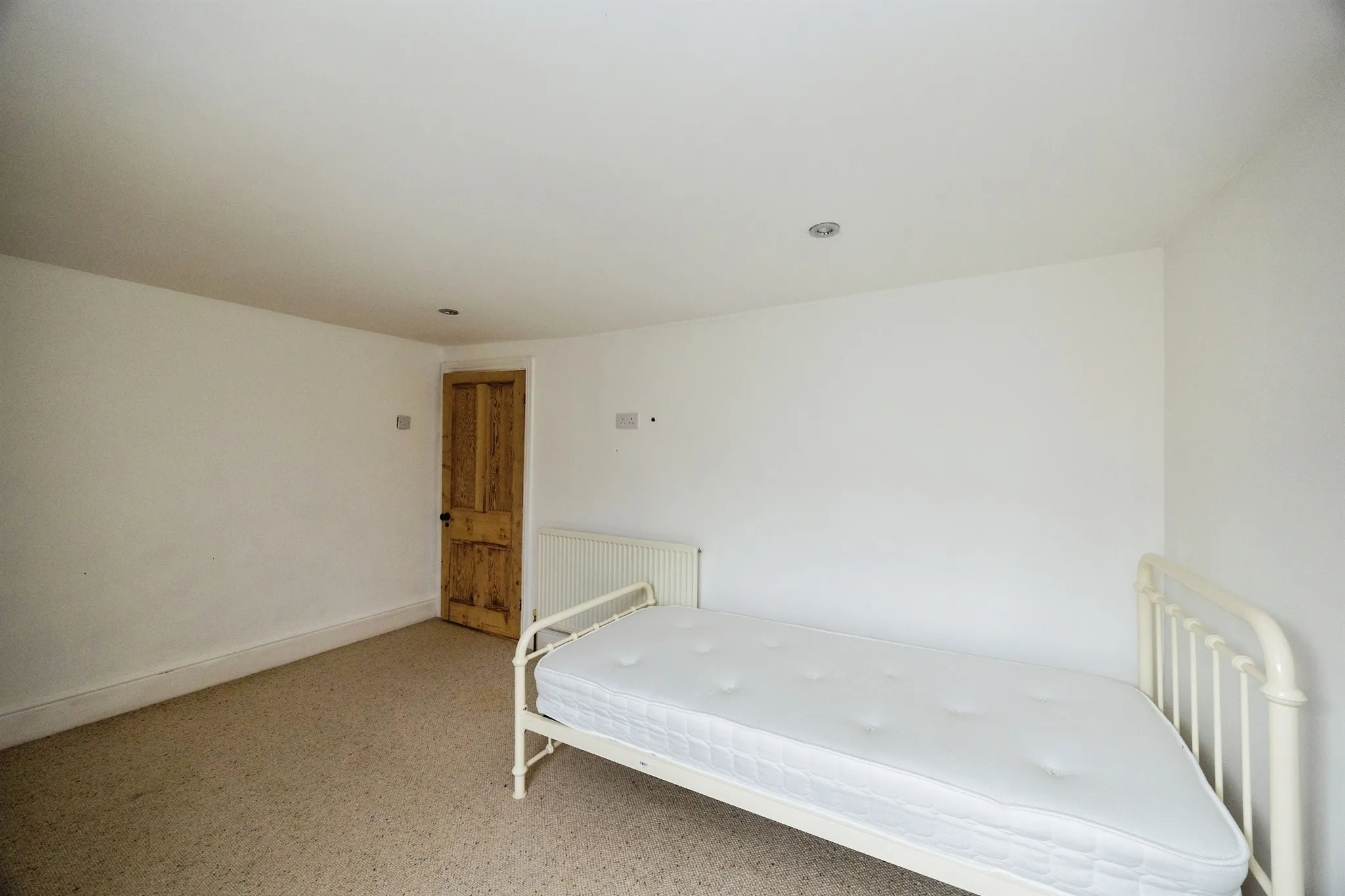 3 bed Terraced