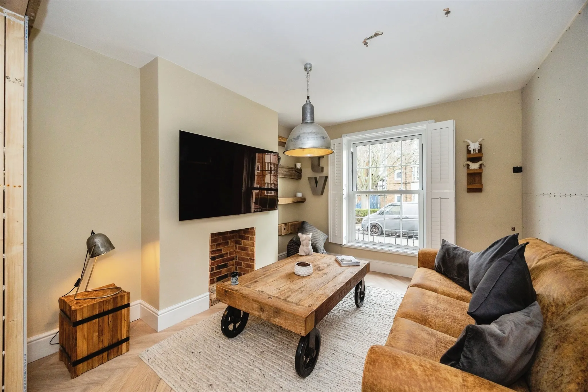 3 bed Terraced