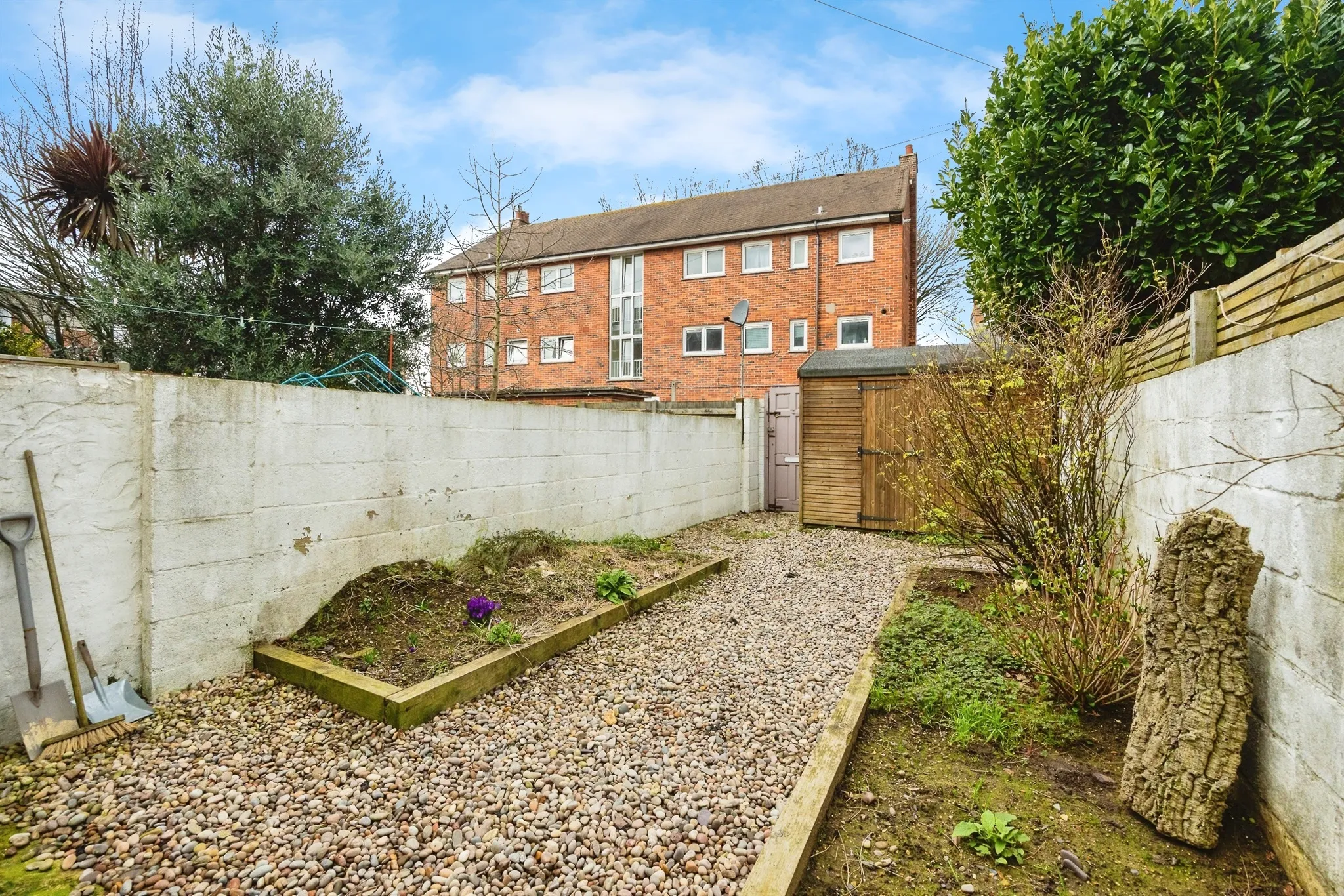 3 bed Terraced