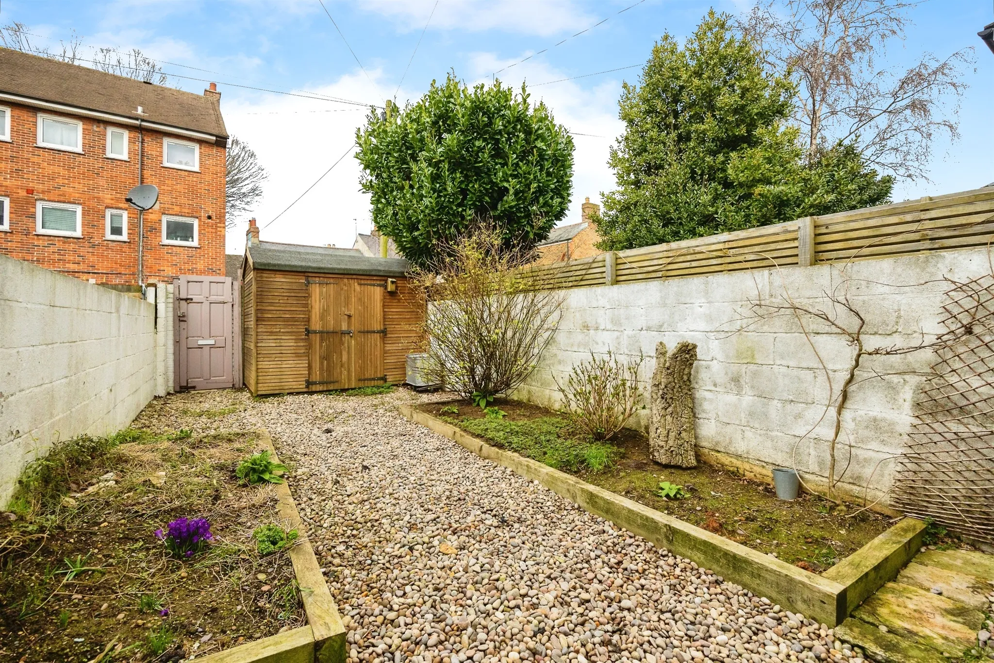 3 bed Terraced