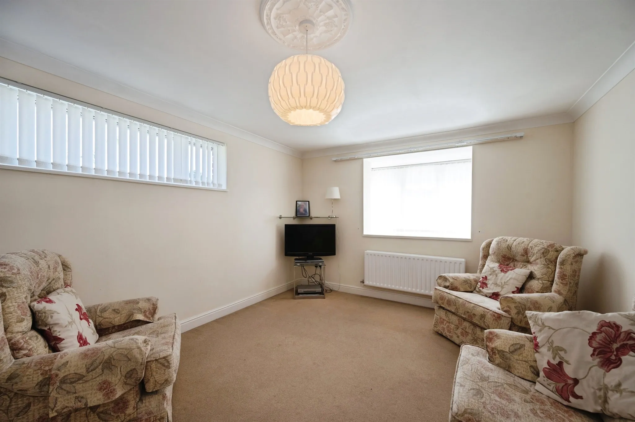 2 bed Detached Bungalow