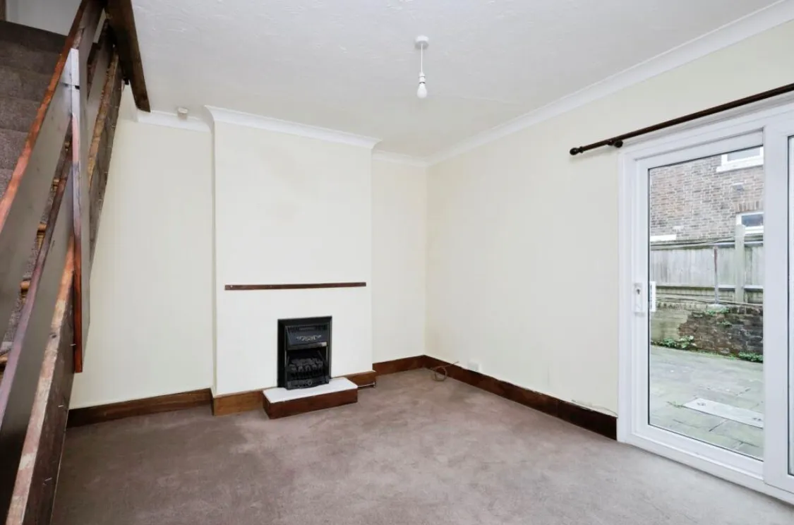 2 bed Terraced