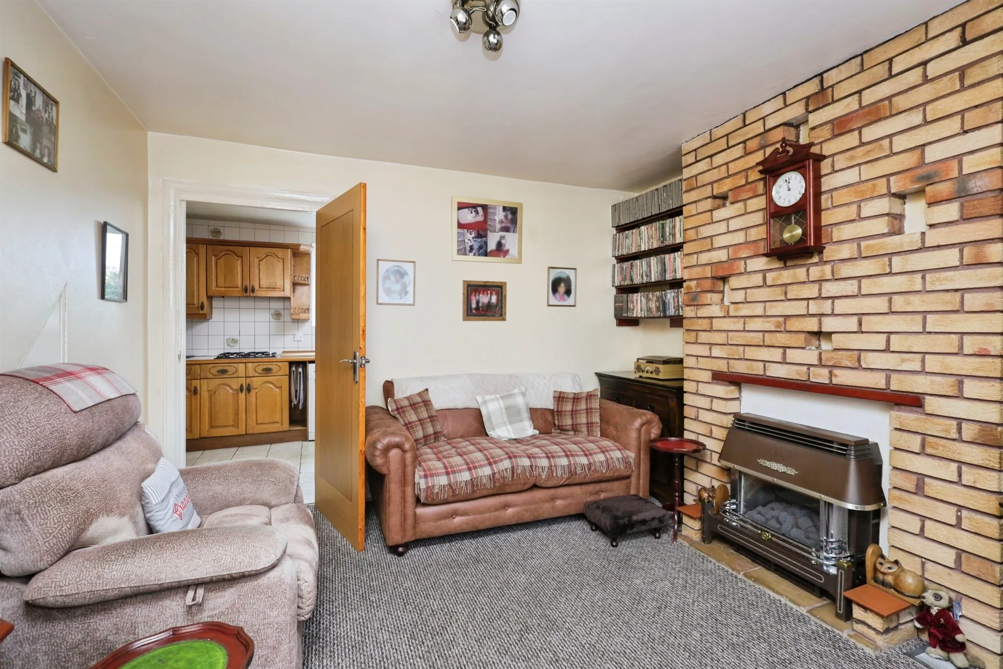 2 bed Semi-Detached