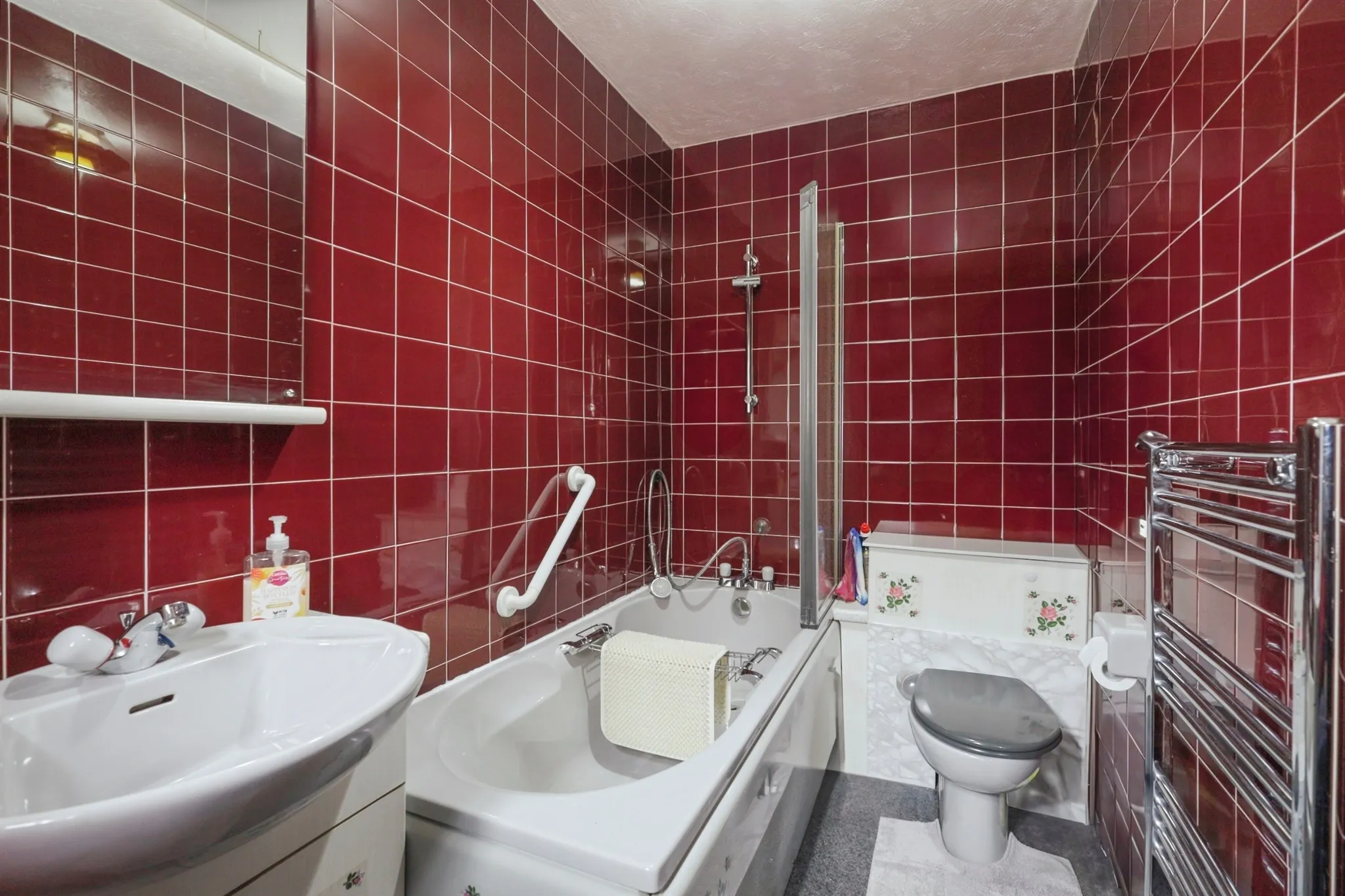 2 bed Semi-Detached