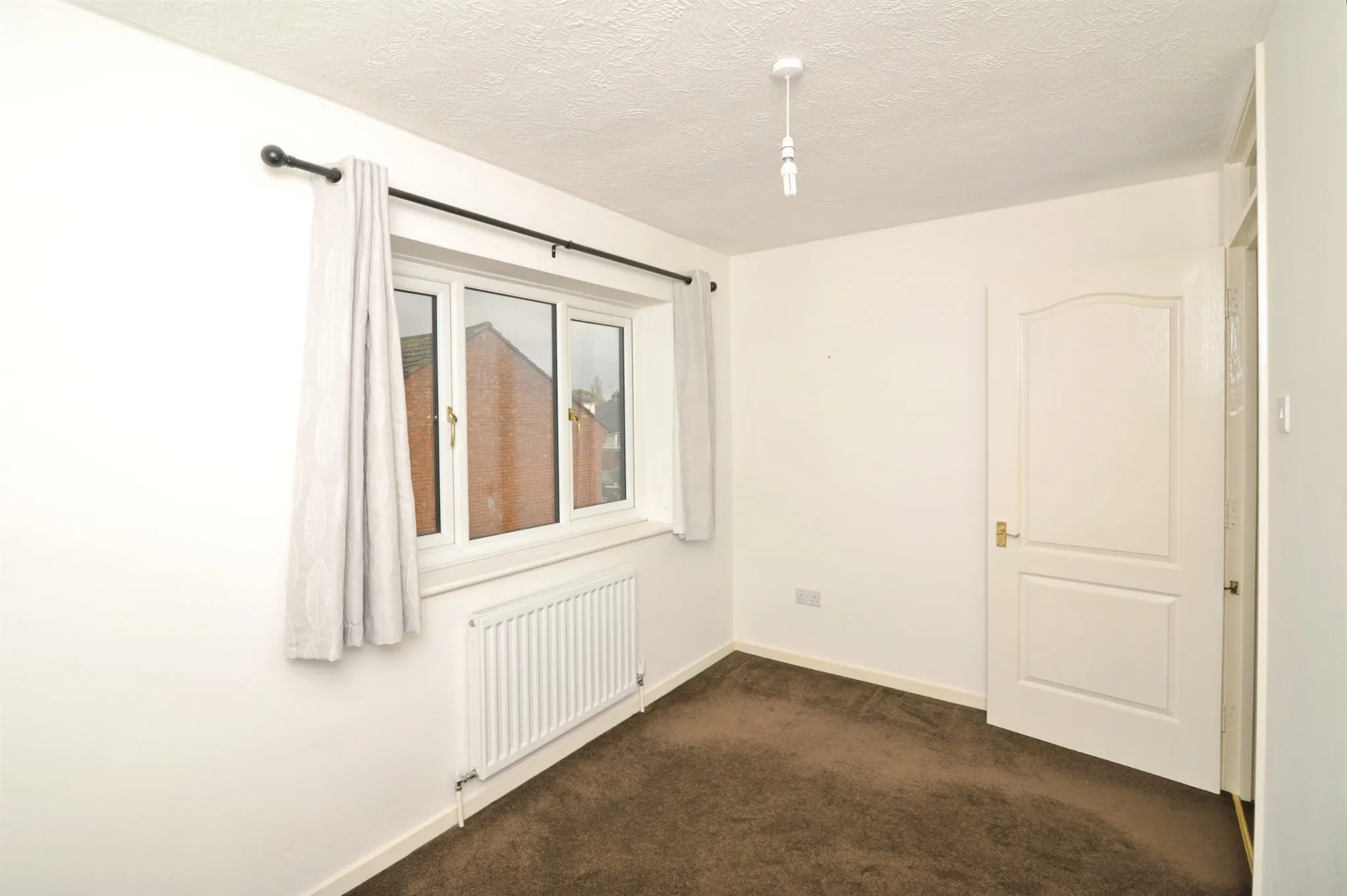 3 bed Terraced