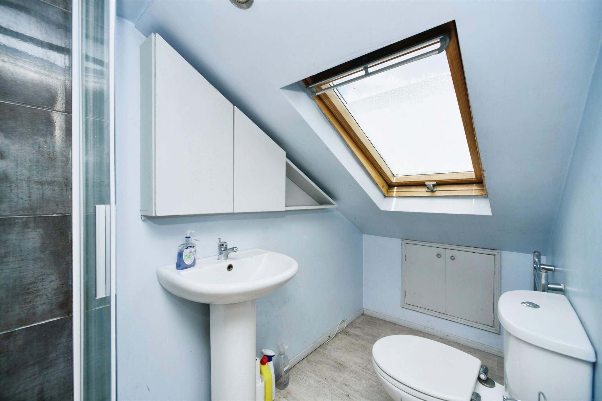 4 bed Semi-Detached