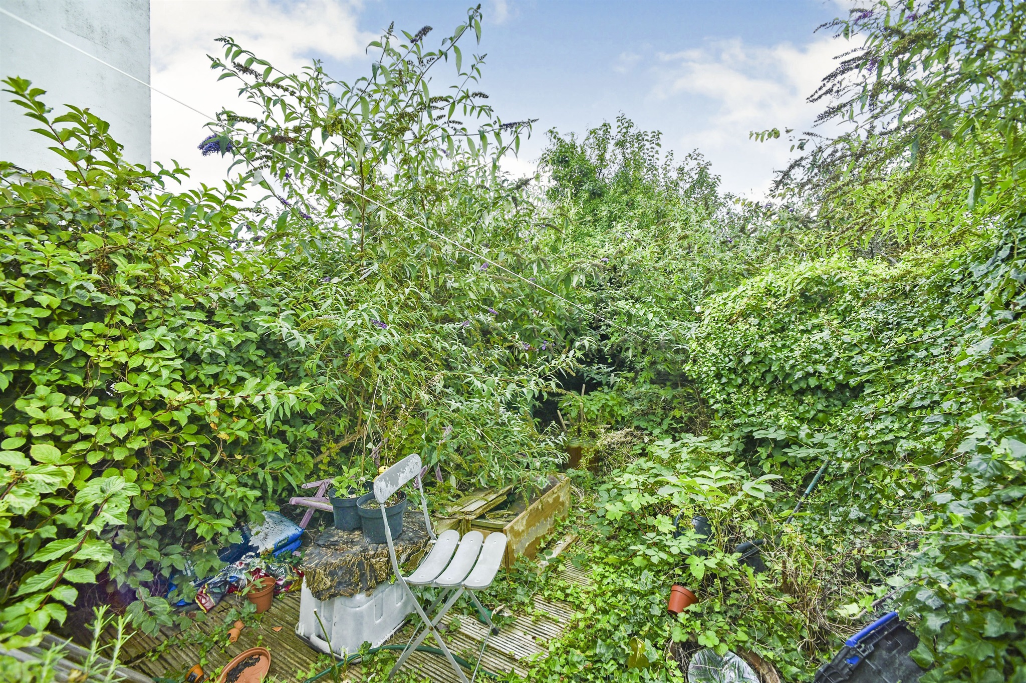 4 bed Semi-Detached