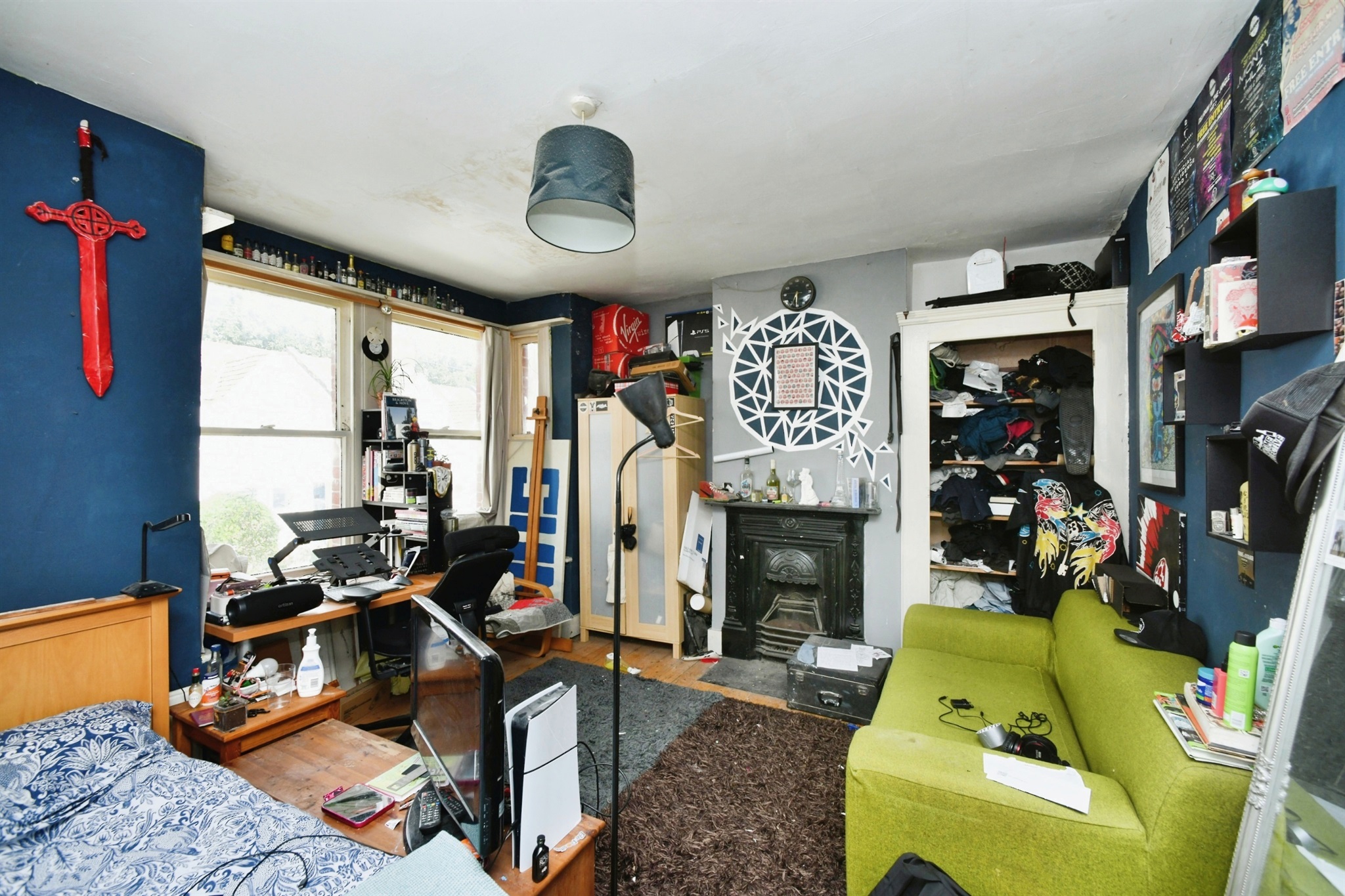 4 bed Semi-Detached