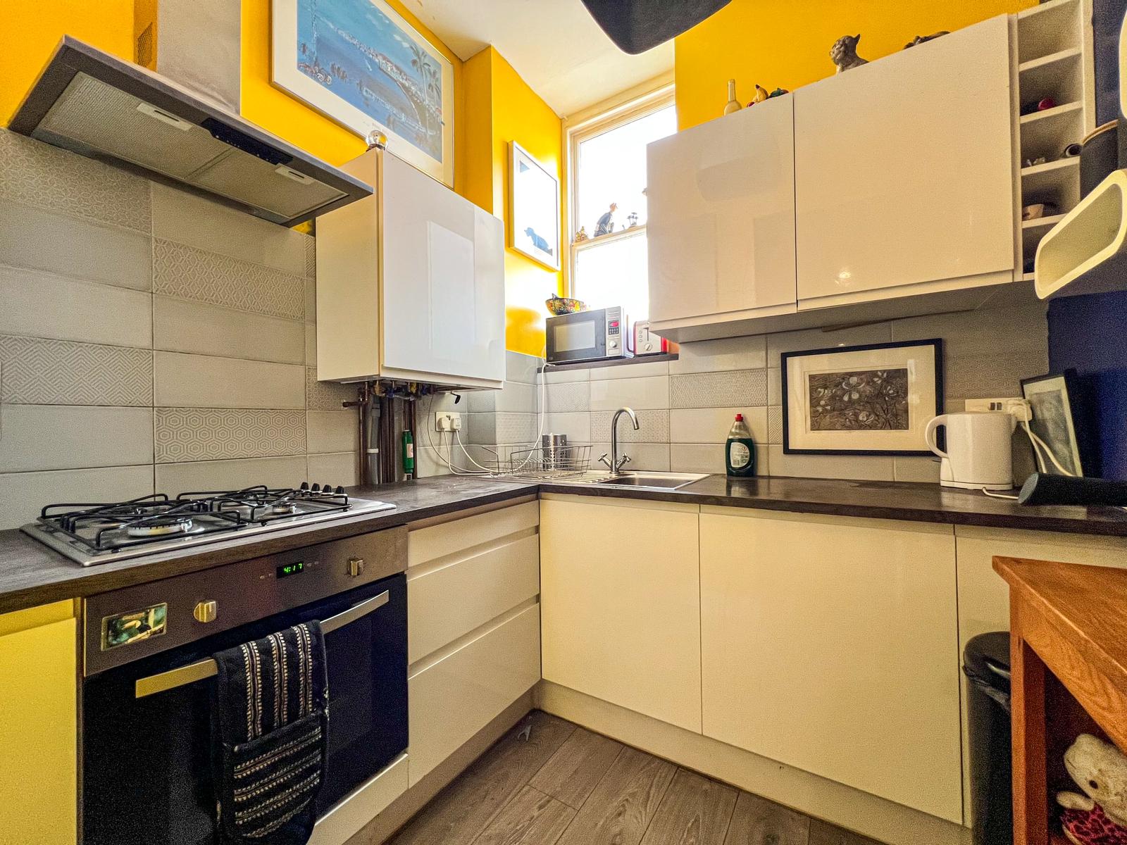 1 bed Ground Flat