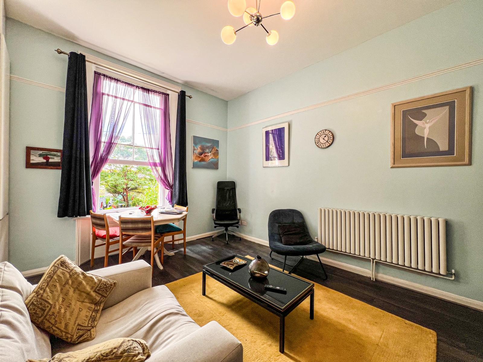 1 bed Ground Flat