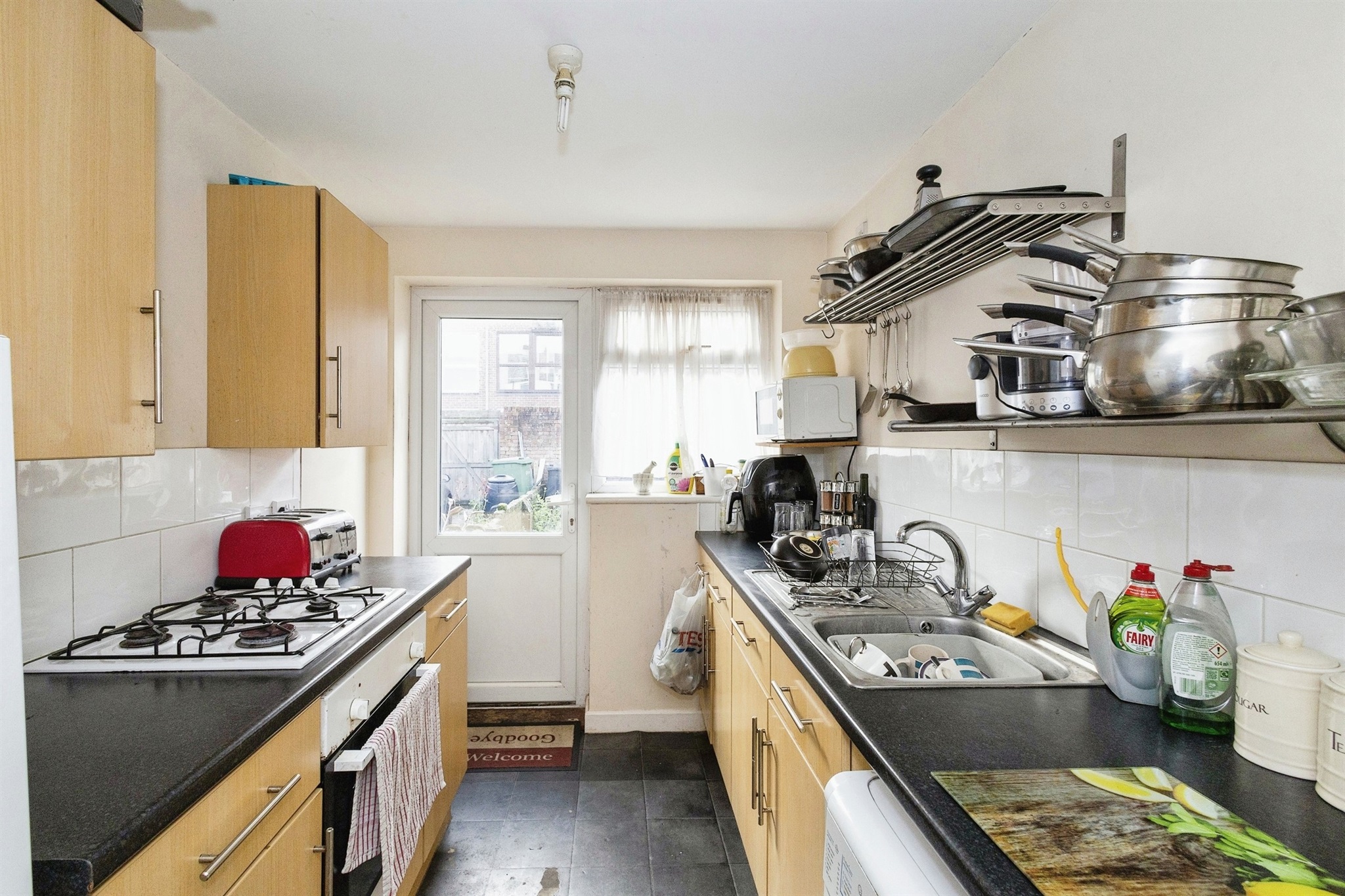 3 bed End of Terrace