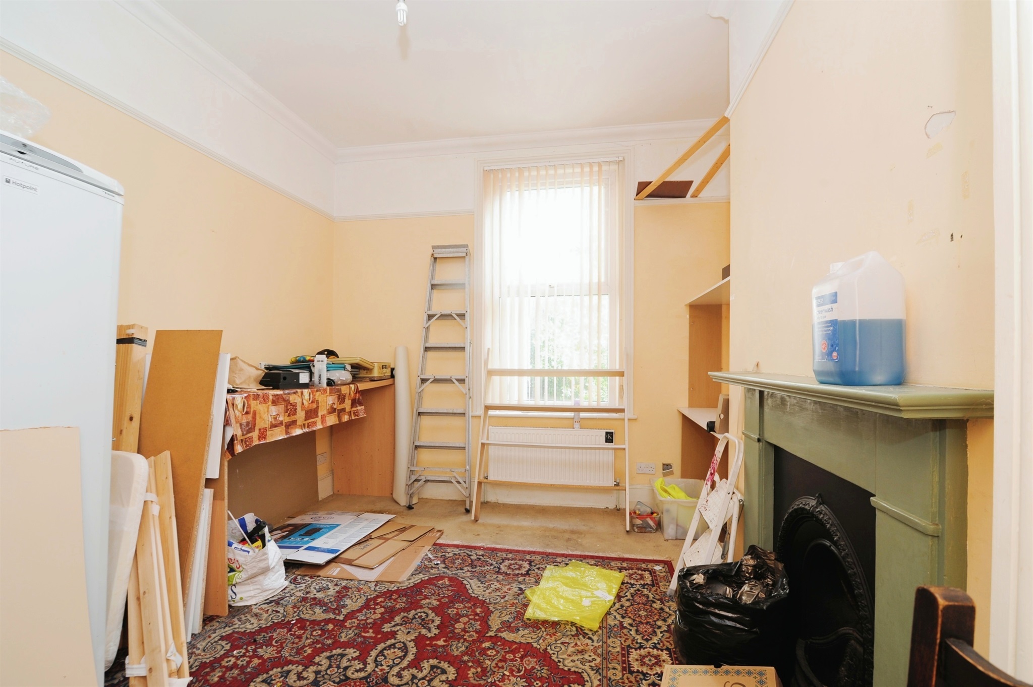 4 bed Terraced
