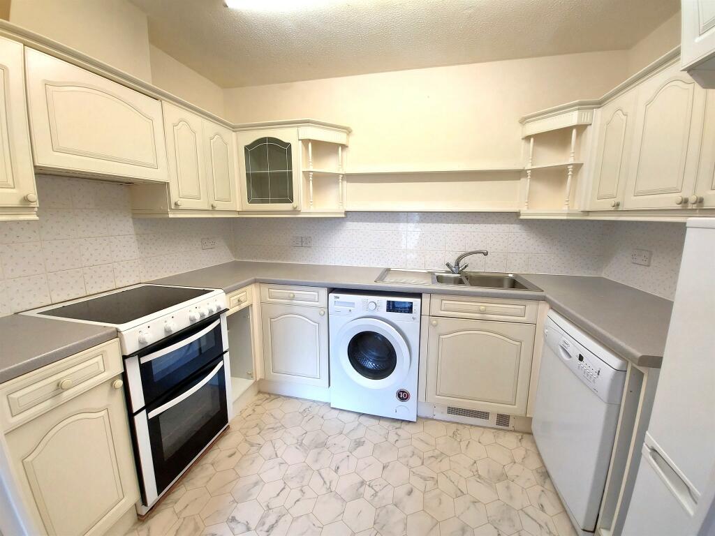 1 bed Apartment