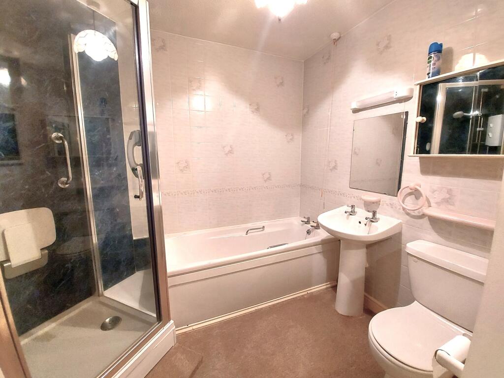 1 bed Apartment