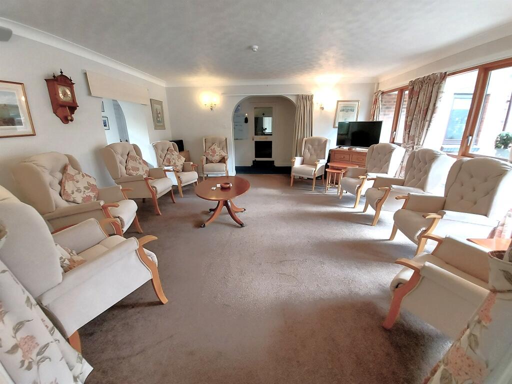 1 bed Apartment