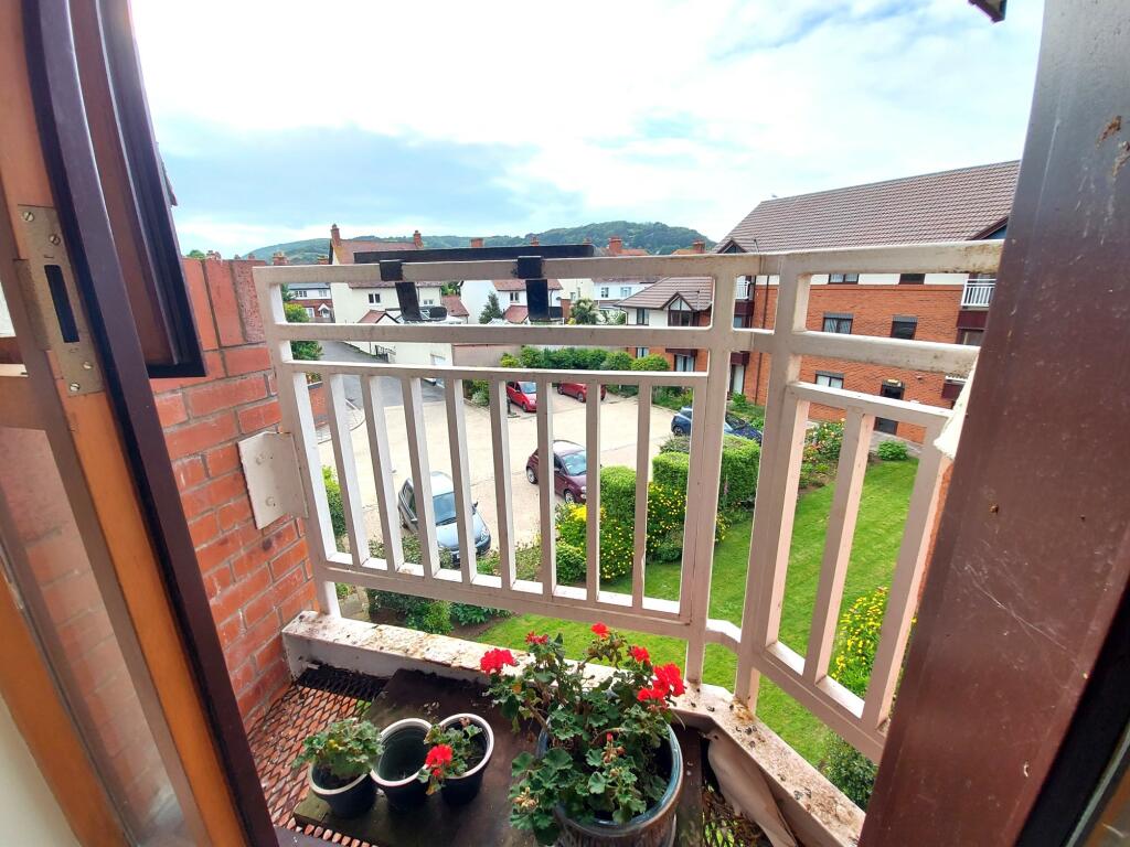 1 bed Apartment