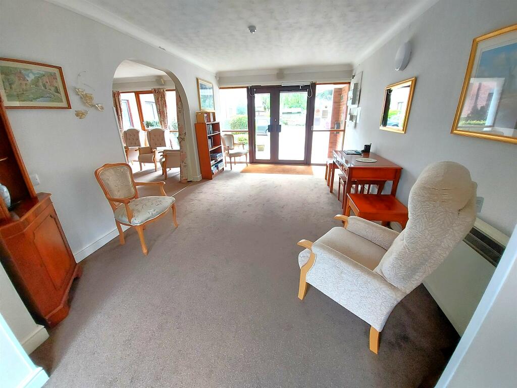 1 bed Apartment