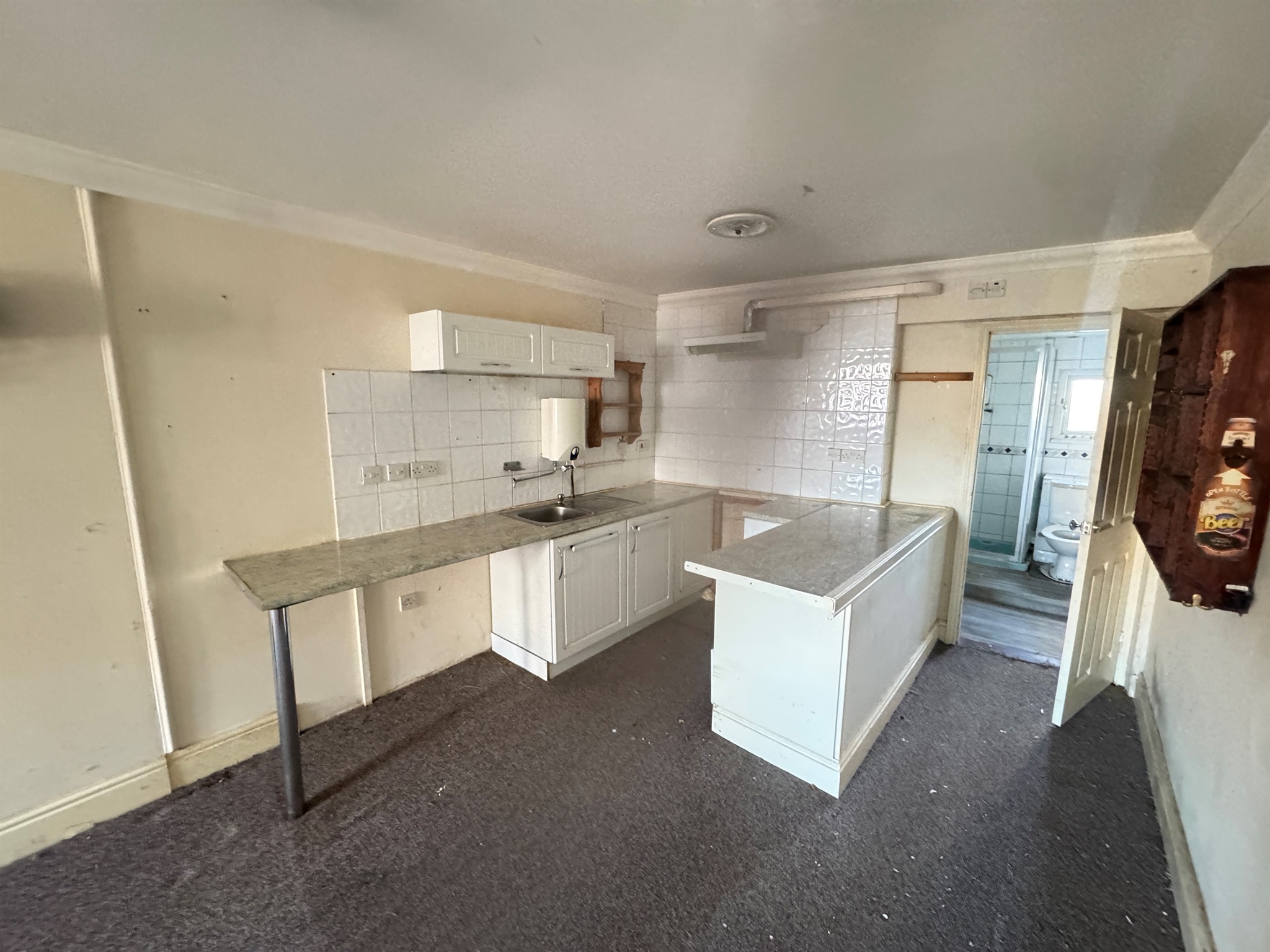 1 bed Ground Flat