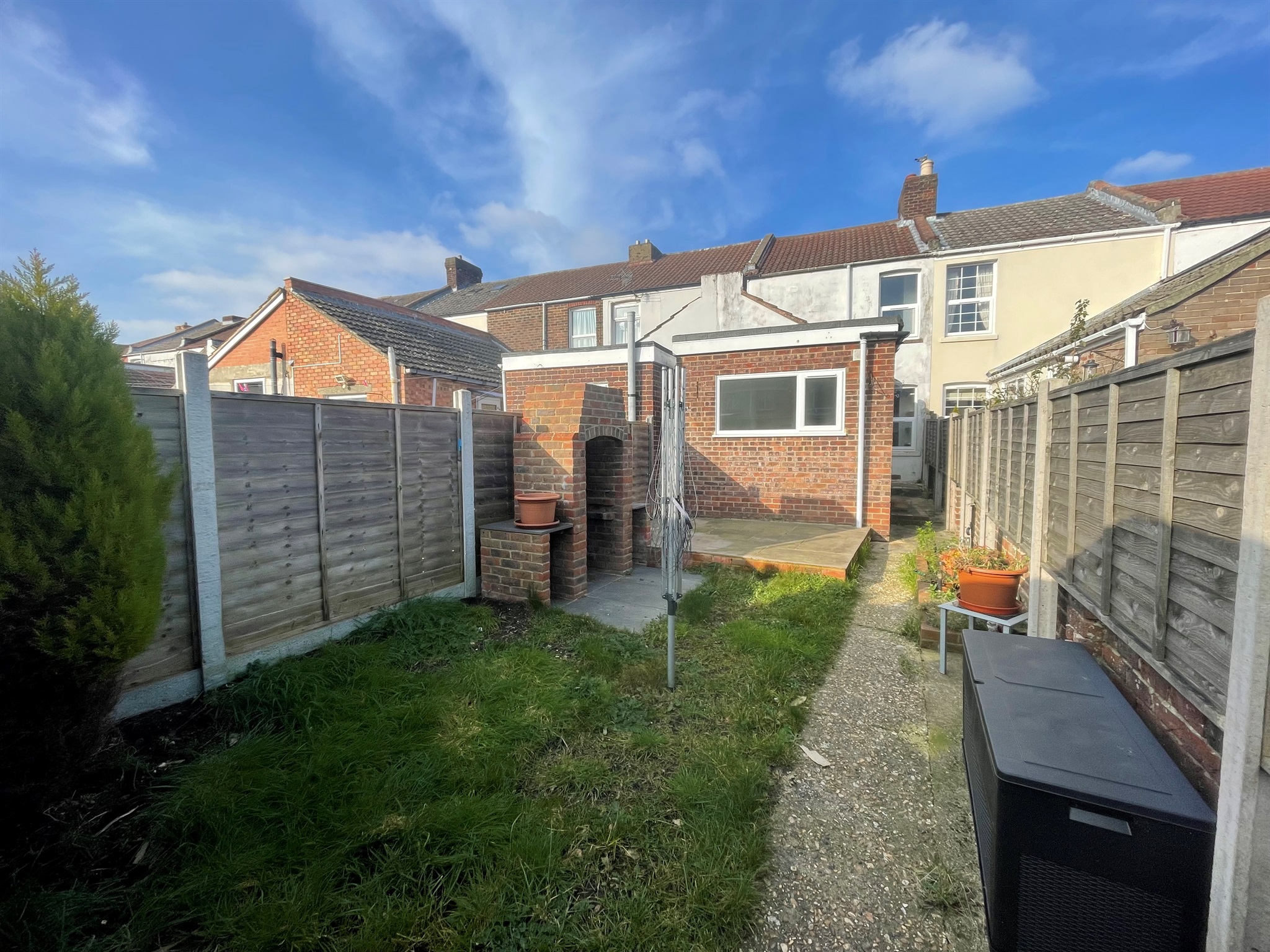 2 bed Terraced