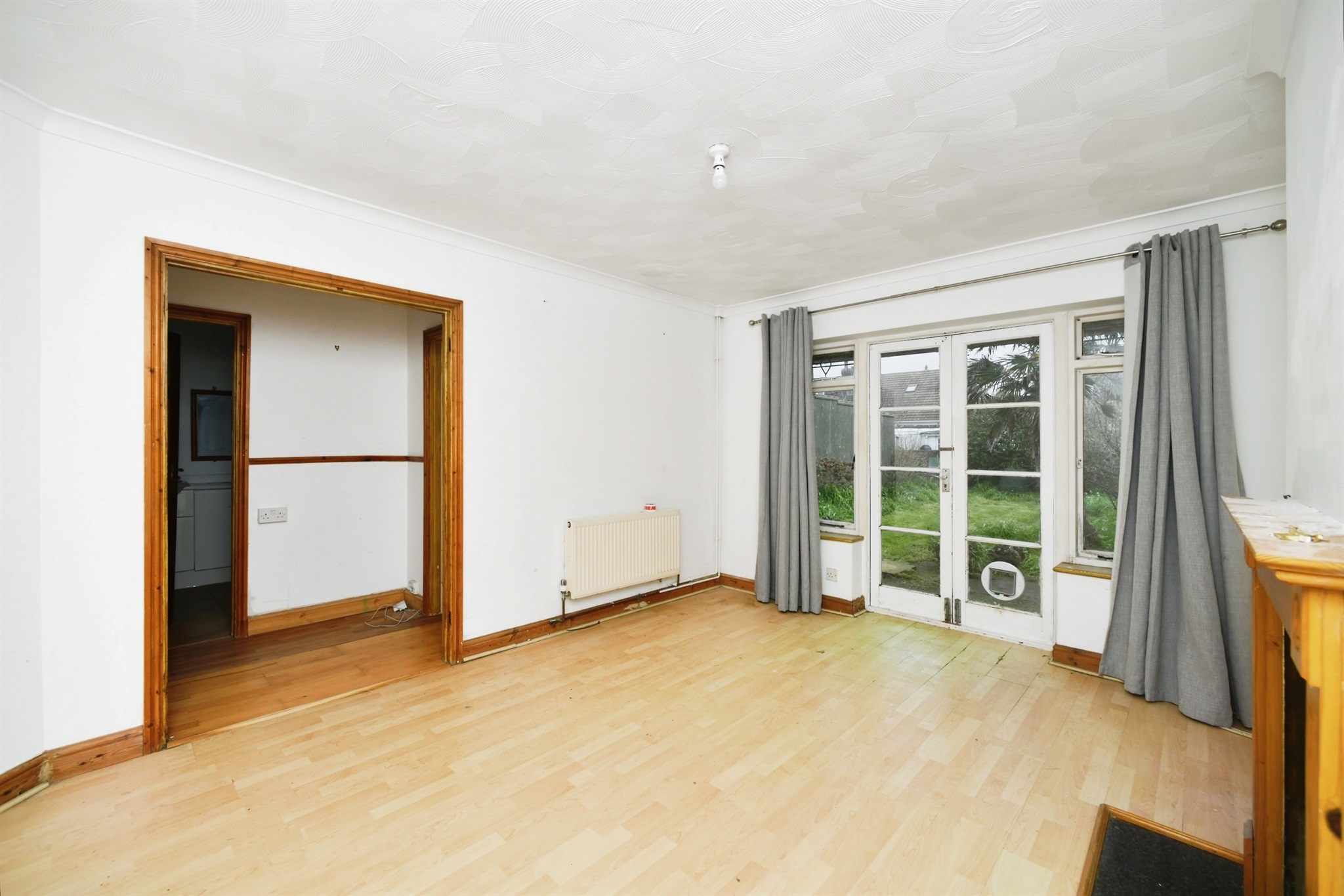 2 bed Semi-Detached Bungalow