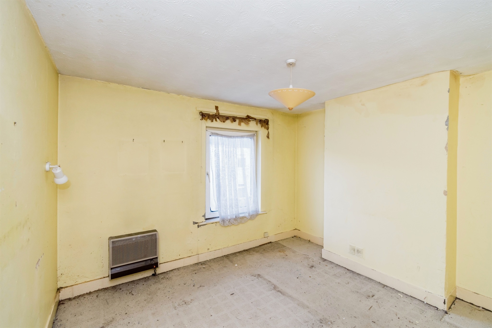 2 bed Terraced