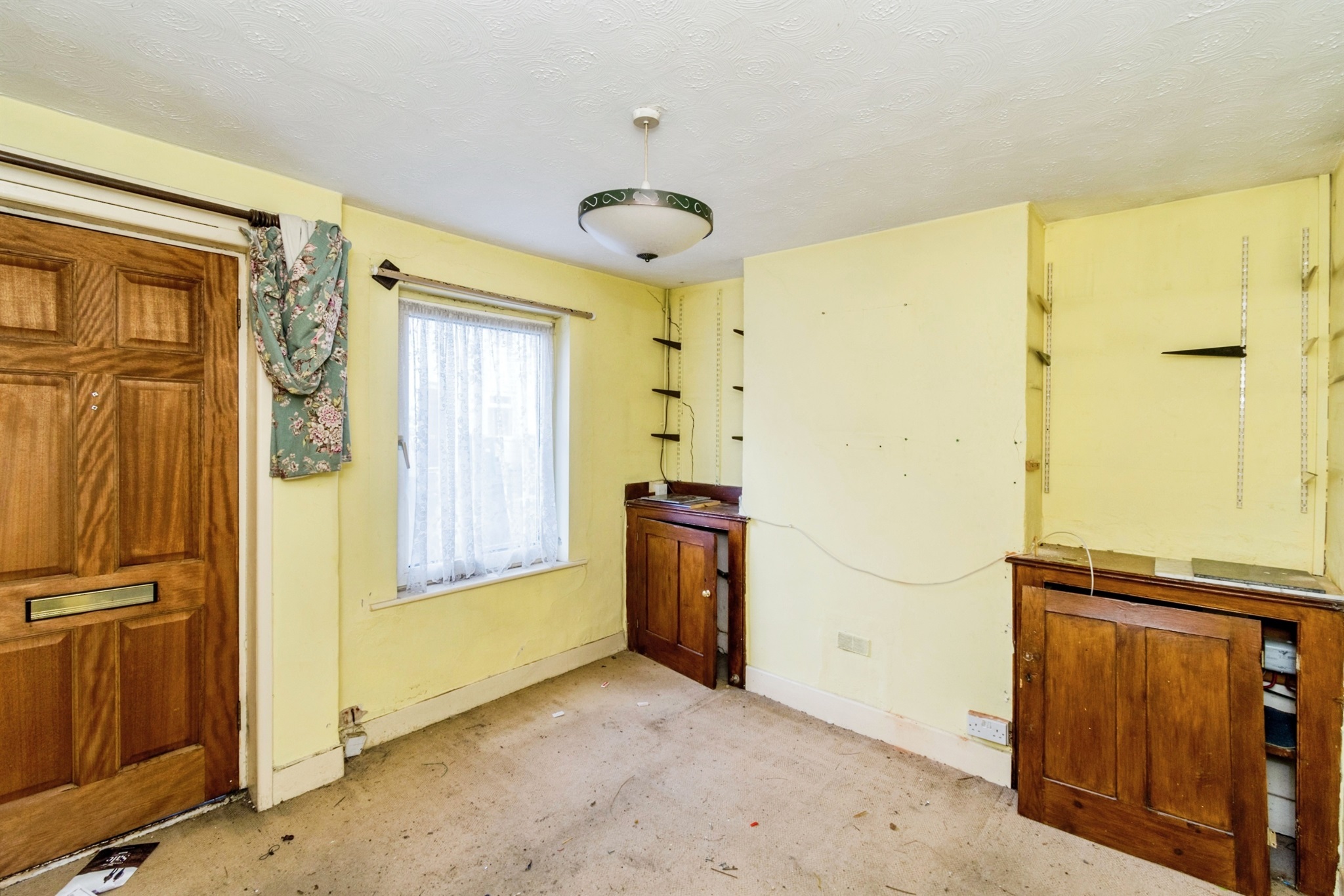2 bed Terraced