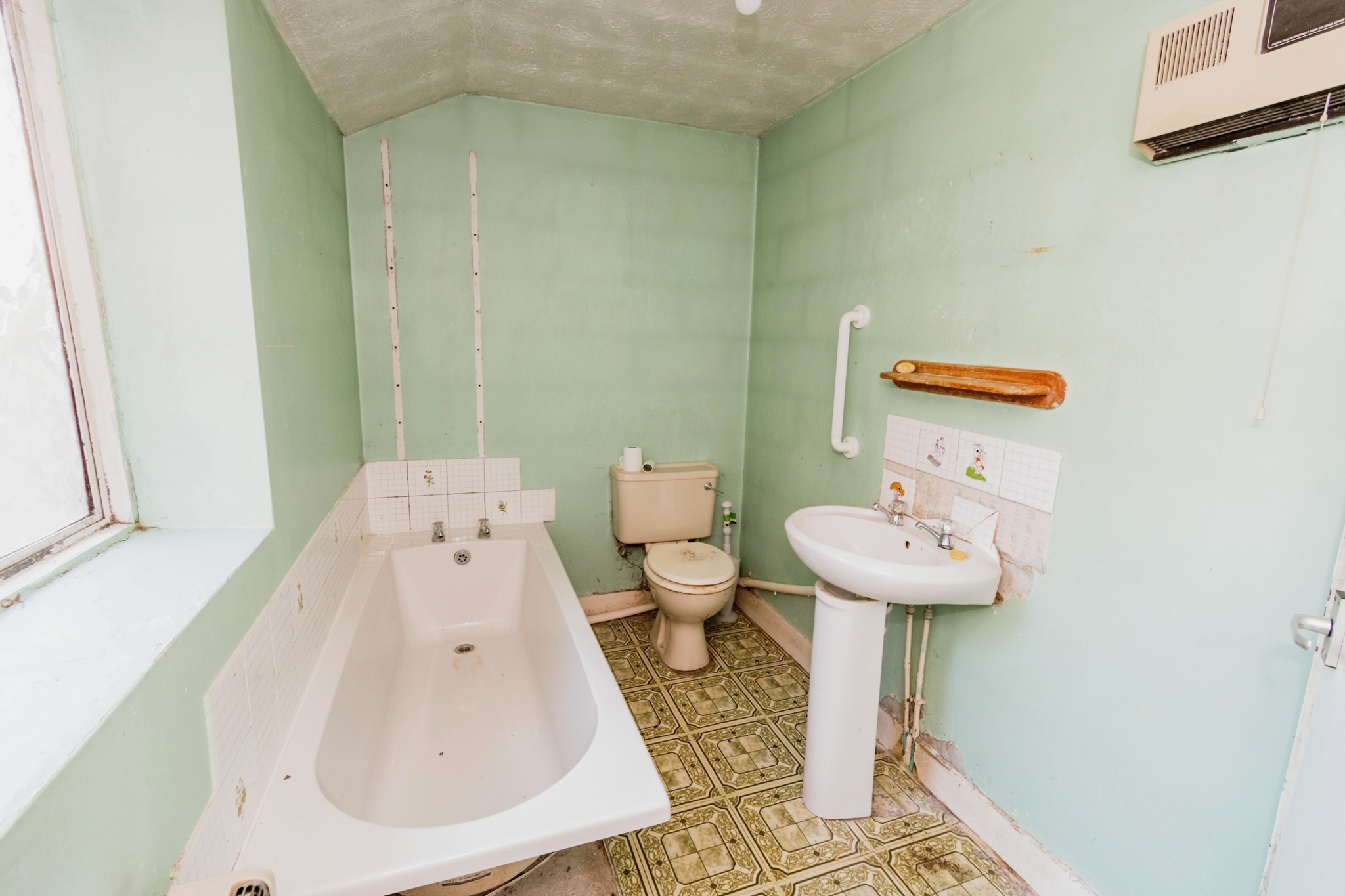 2 bed Terraced
