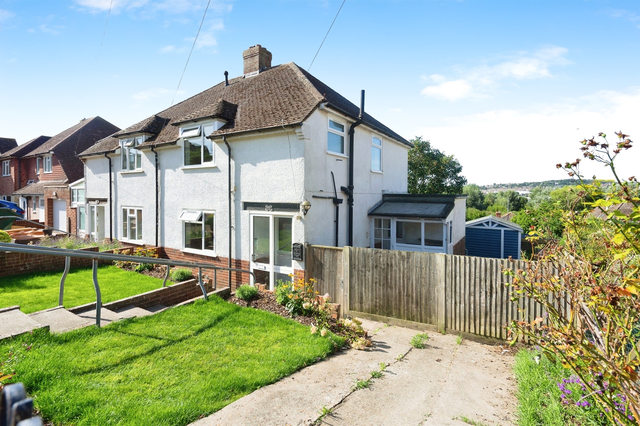4 bed Semi-Detached