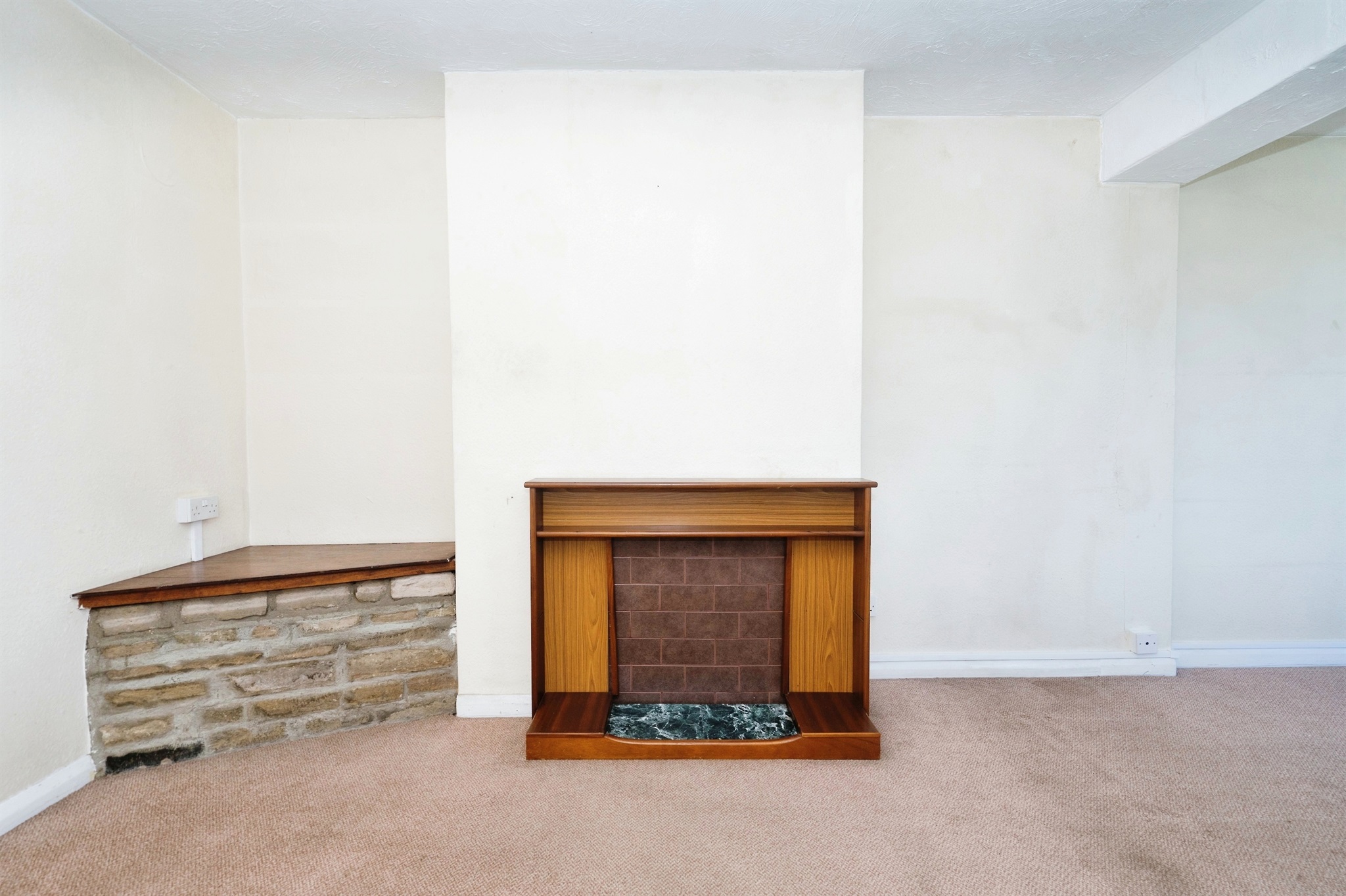 4 bed Semi-Detached