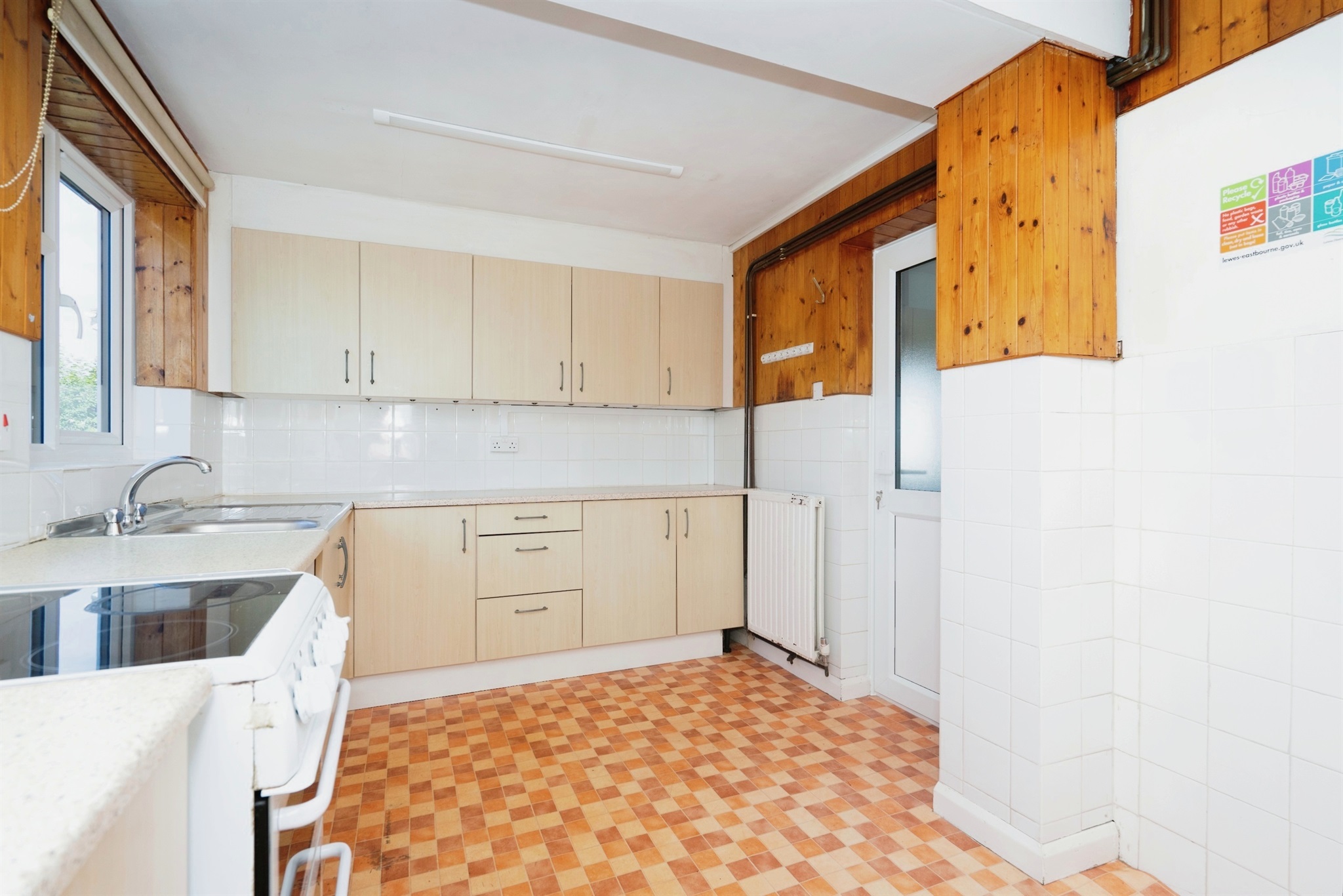4 bed Semi-Detached