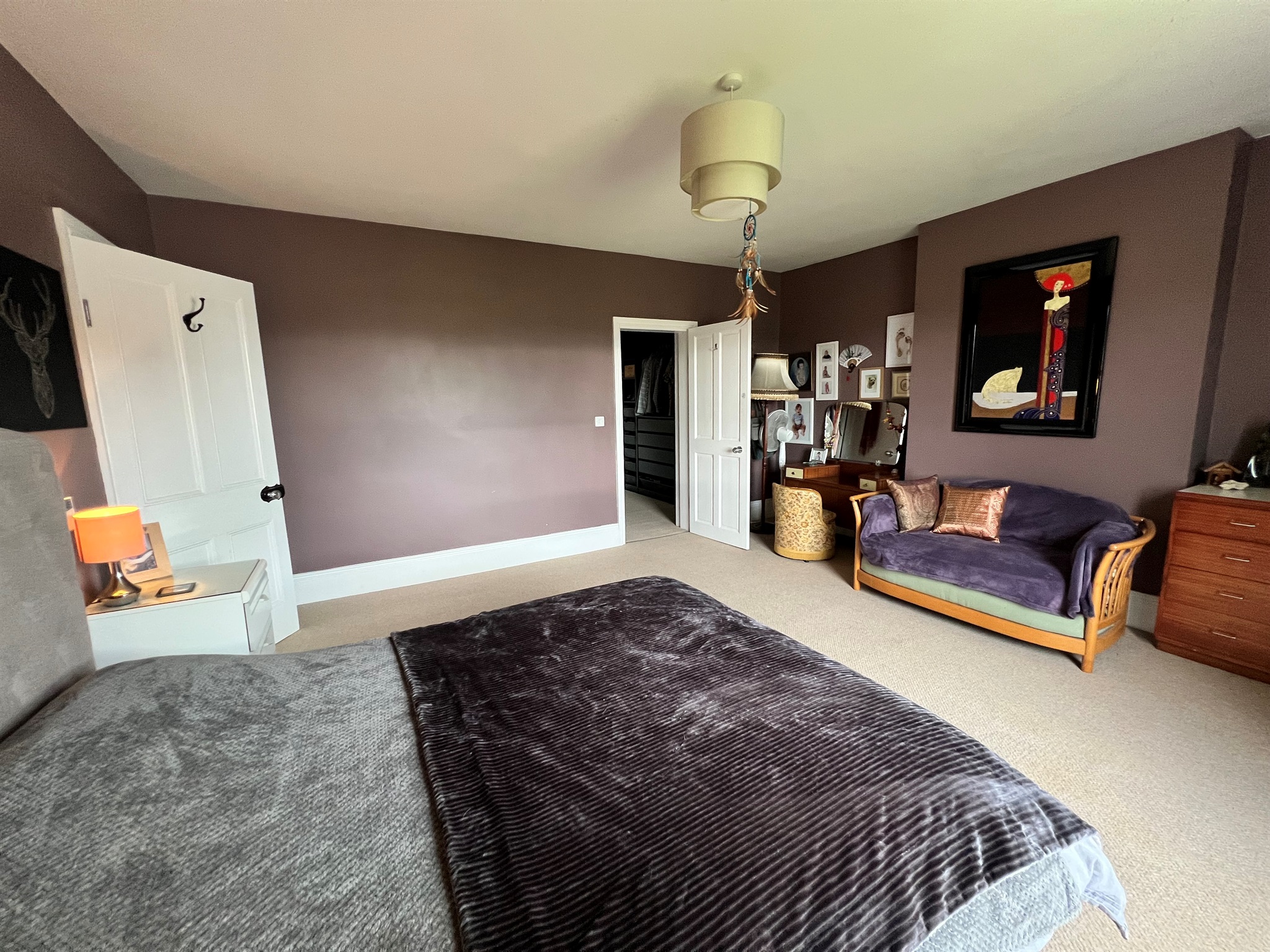 5 bed House