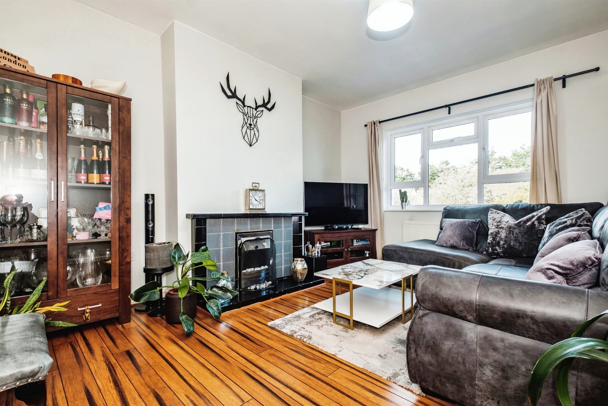 2 bed Apartment