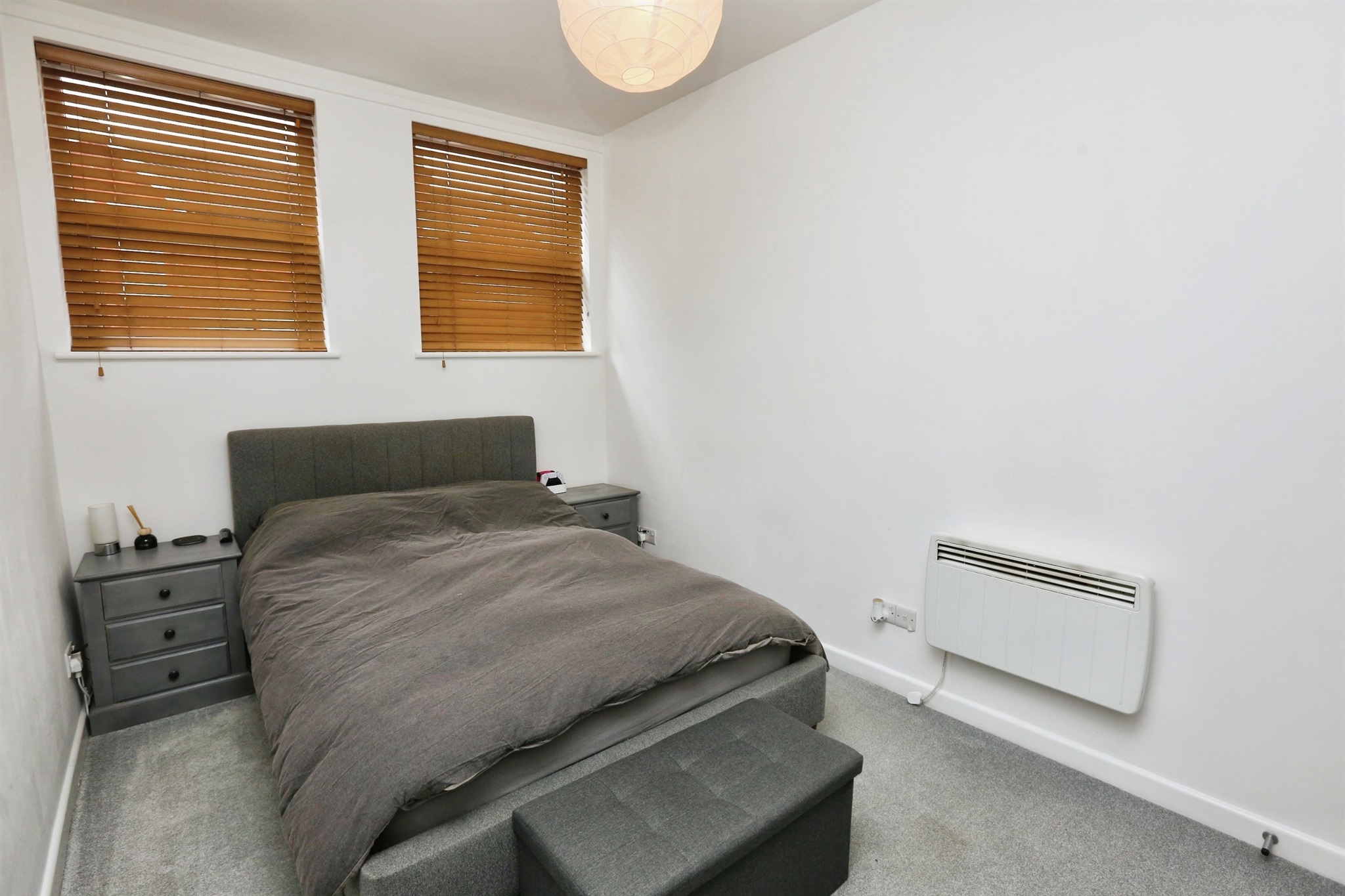 1 bed Ground Flat